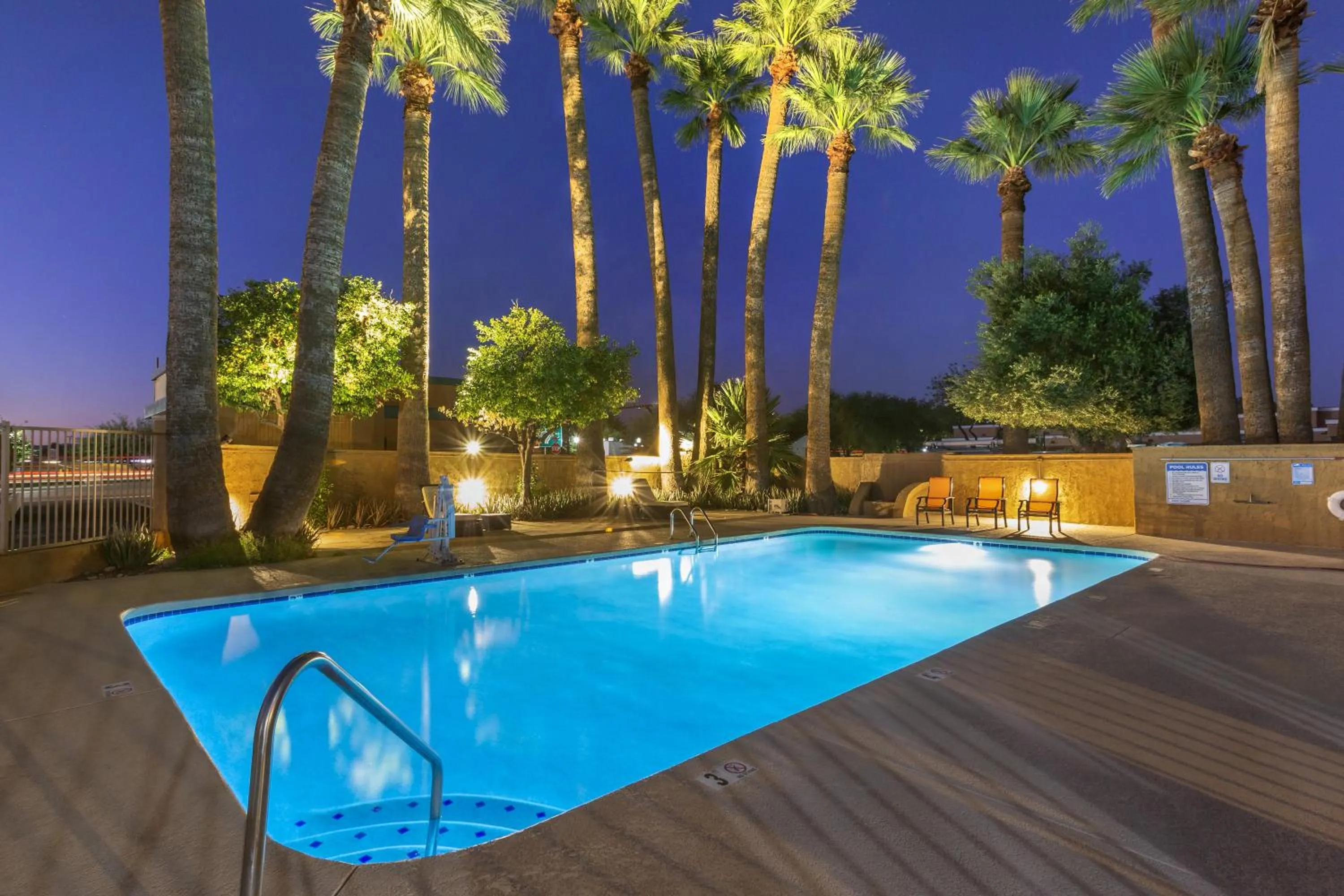 Pool view in Best Western Rancho Grande