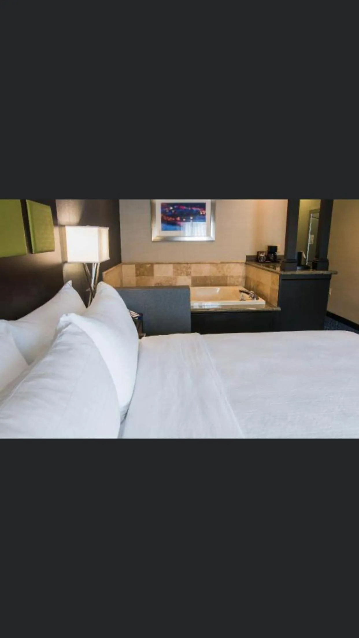 Bed in Holiday Inn Express Jackson by IHG