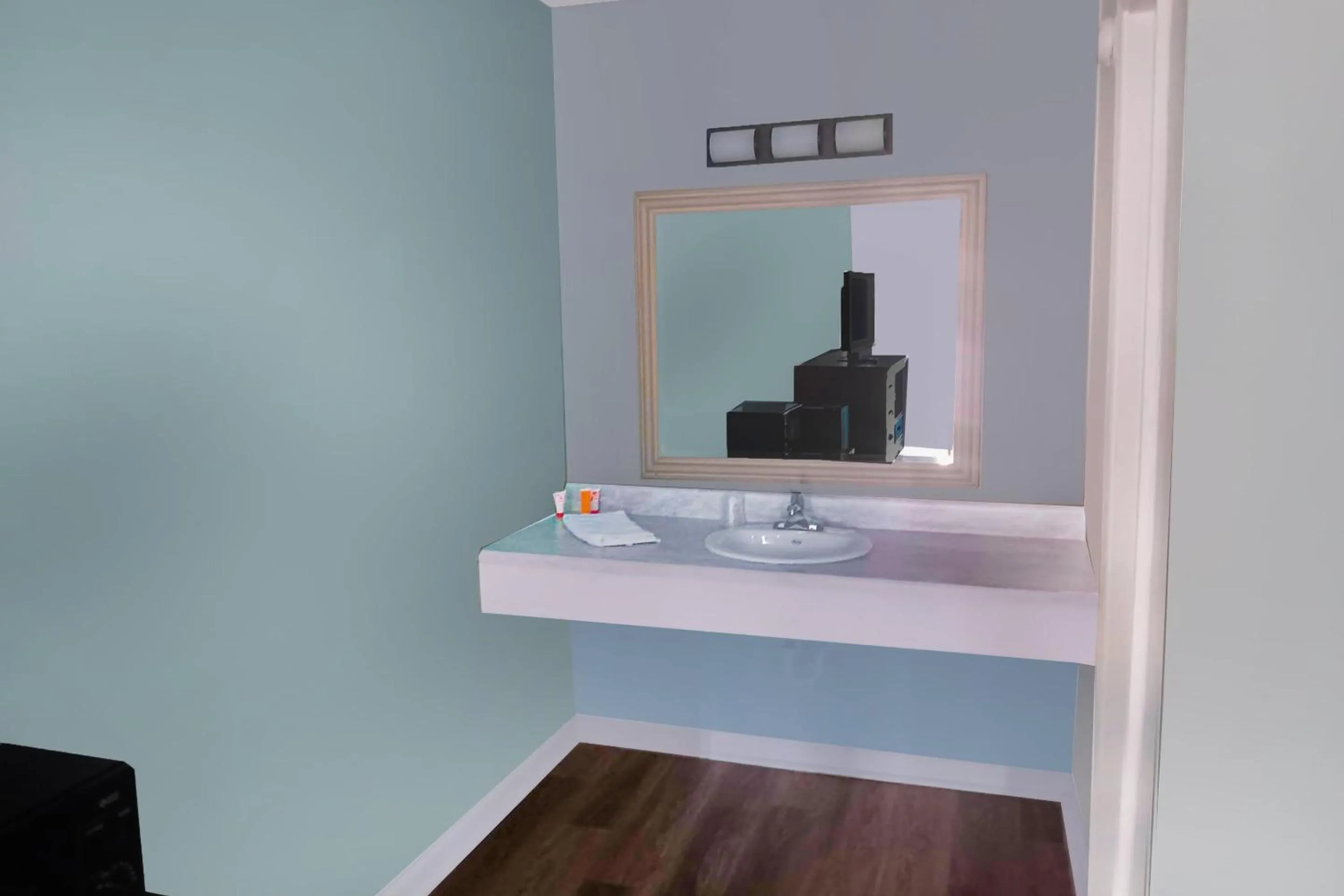 Bathroom in OYO Inn Kernersville