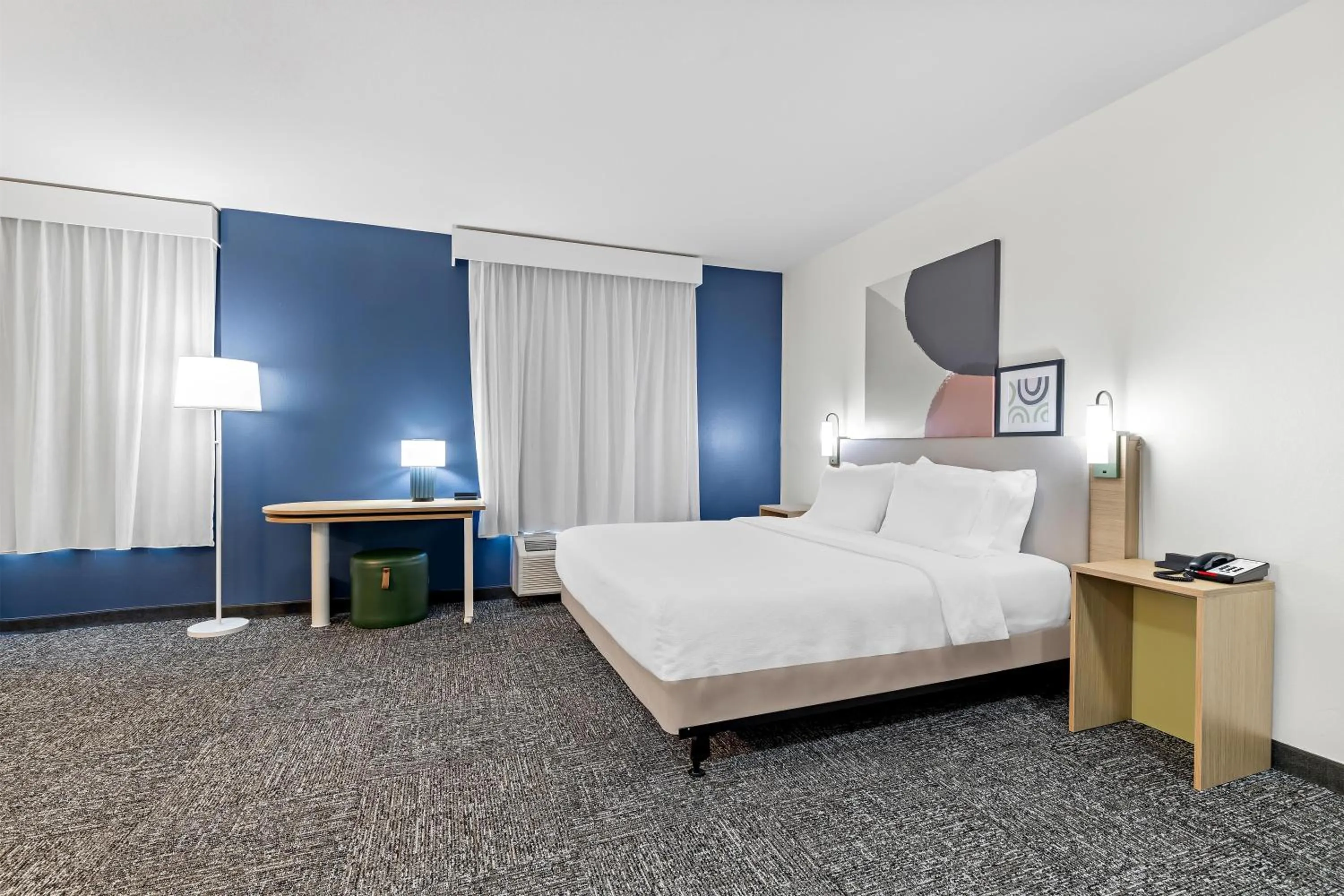 Bed in Spark By Hilton Redlands