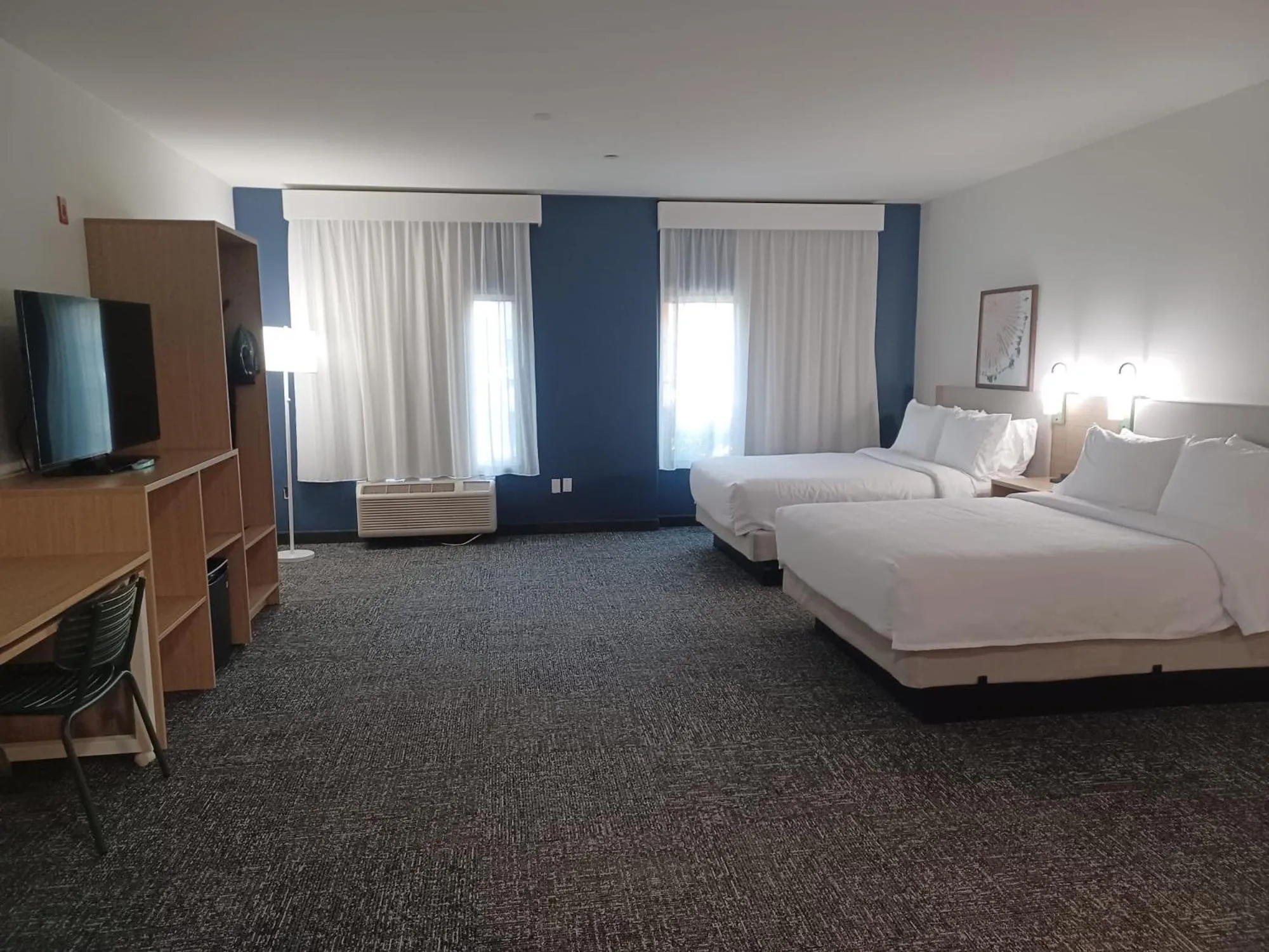 Bed in Spark By Hilton Redlands
