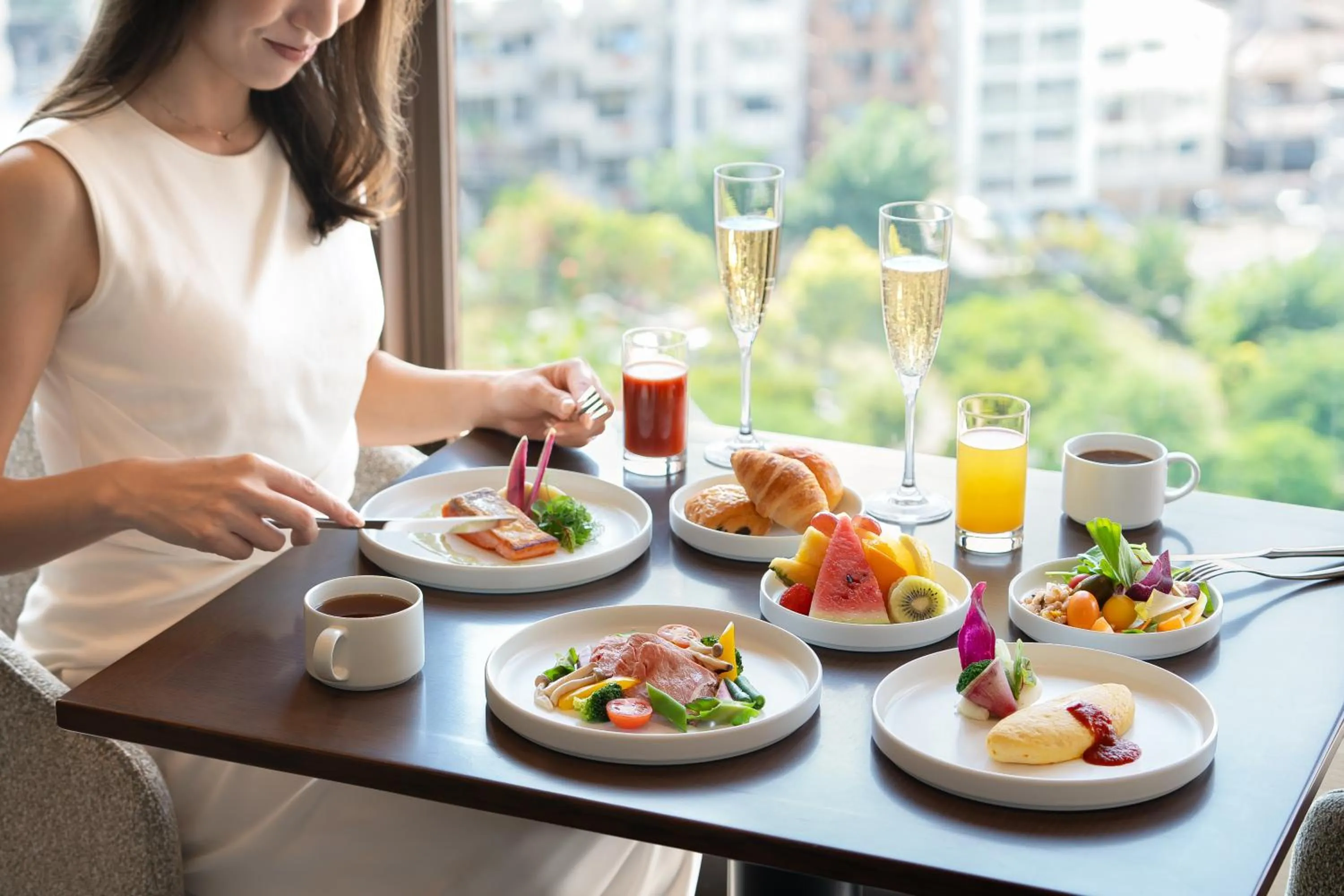 Lounge or bar in Okinawa Harborview Hotel