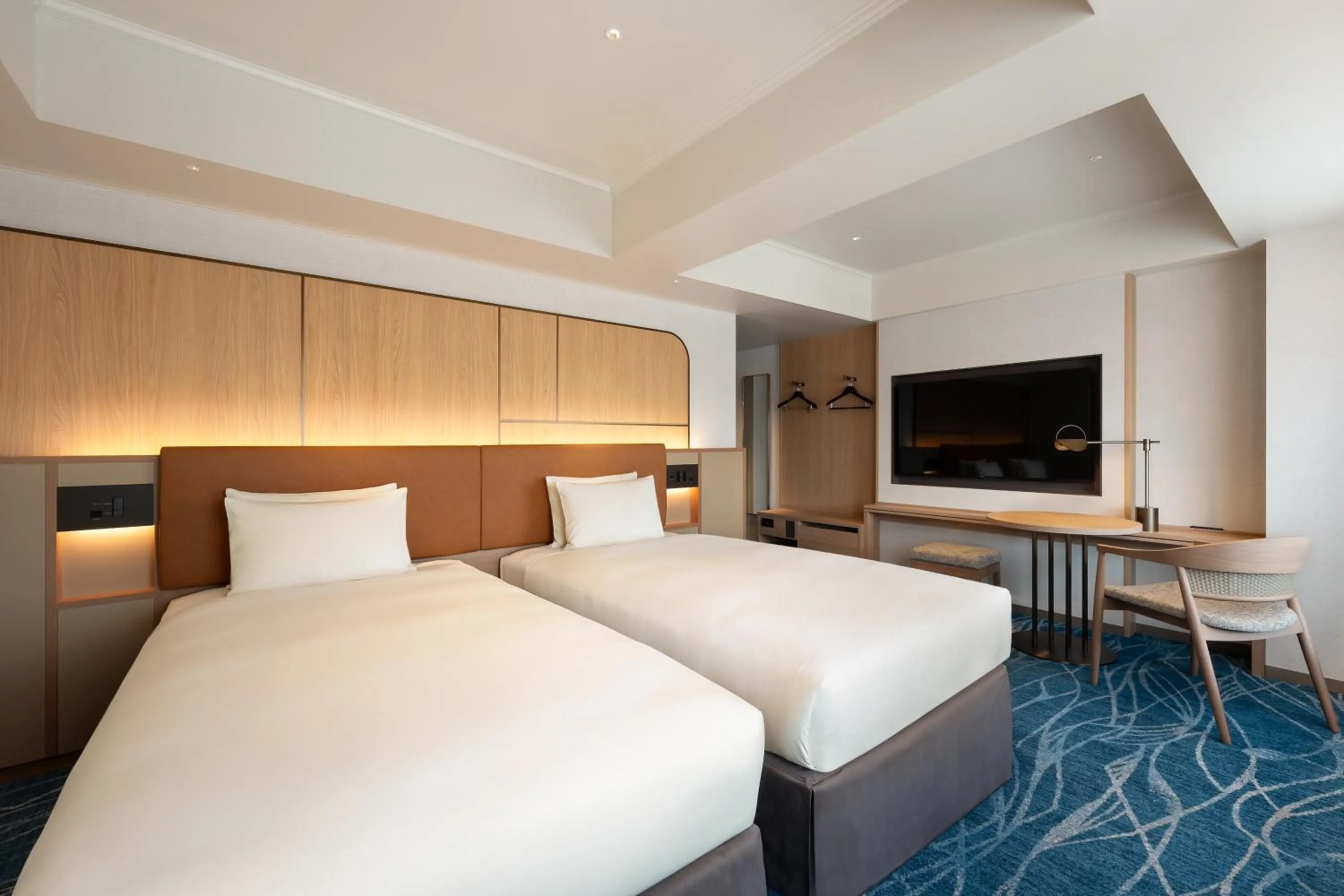 Photo of the whole room, Bed in Okinawa Harborview Hotel