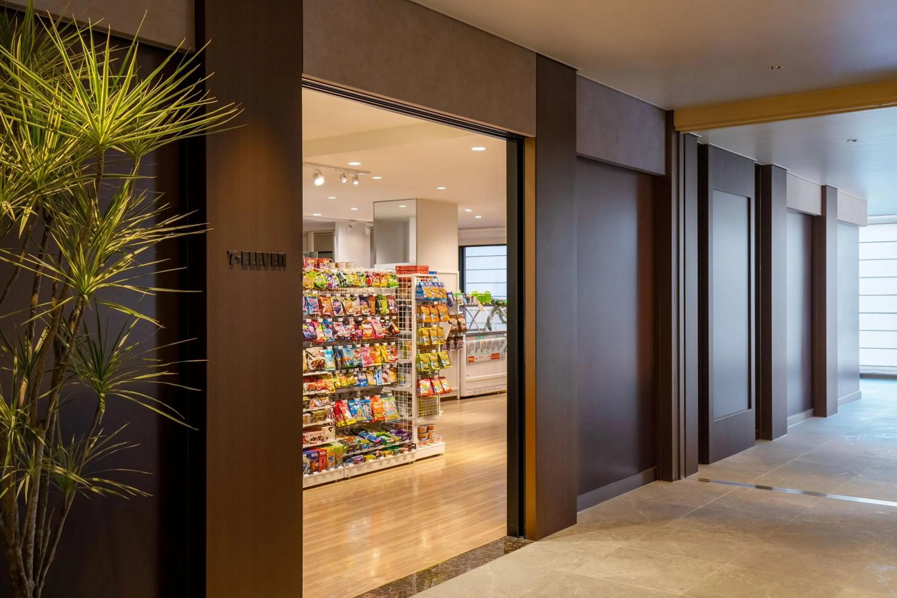 Shopping Area in Okinawa Harborview Hotel