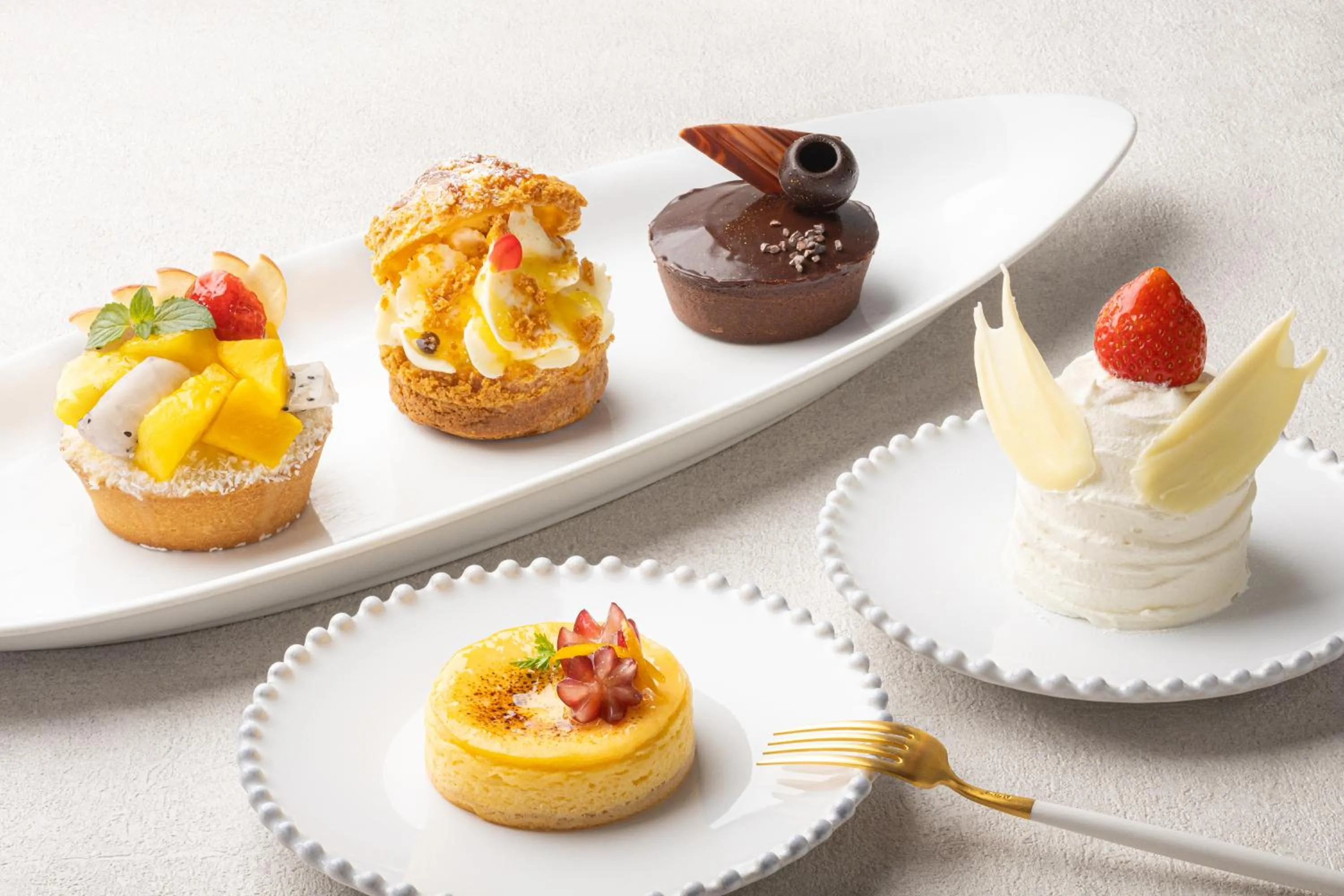 Lounge or bar in Okinawa Harborview Hotel