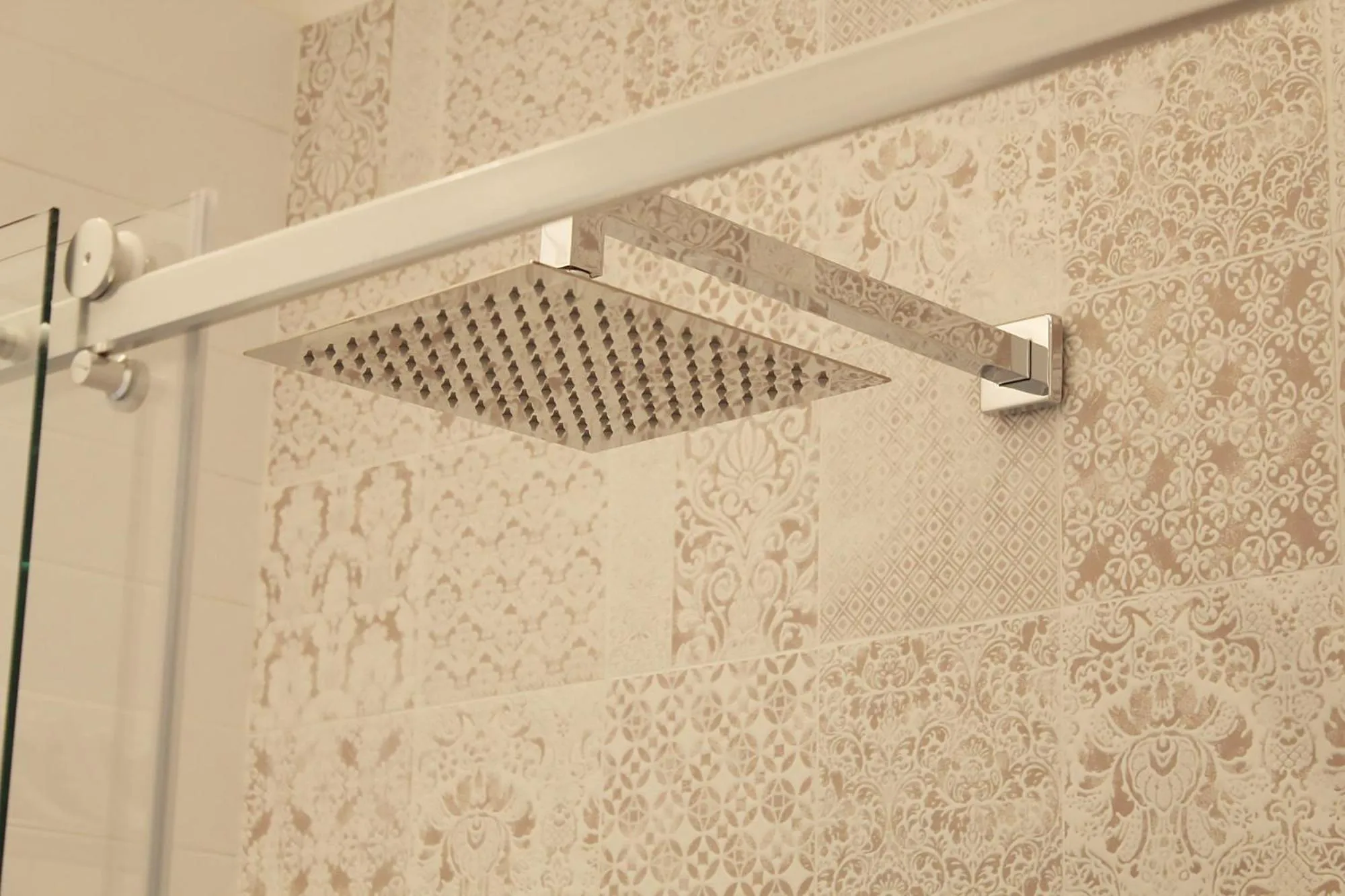 Shower in Estlevante B&B