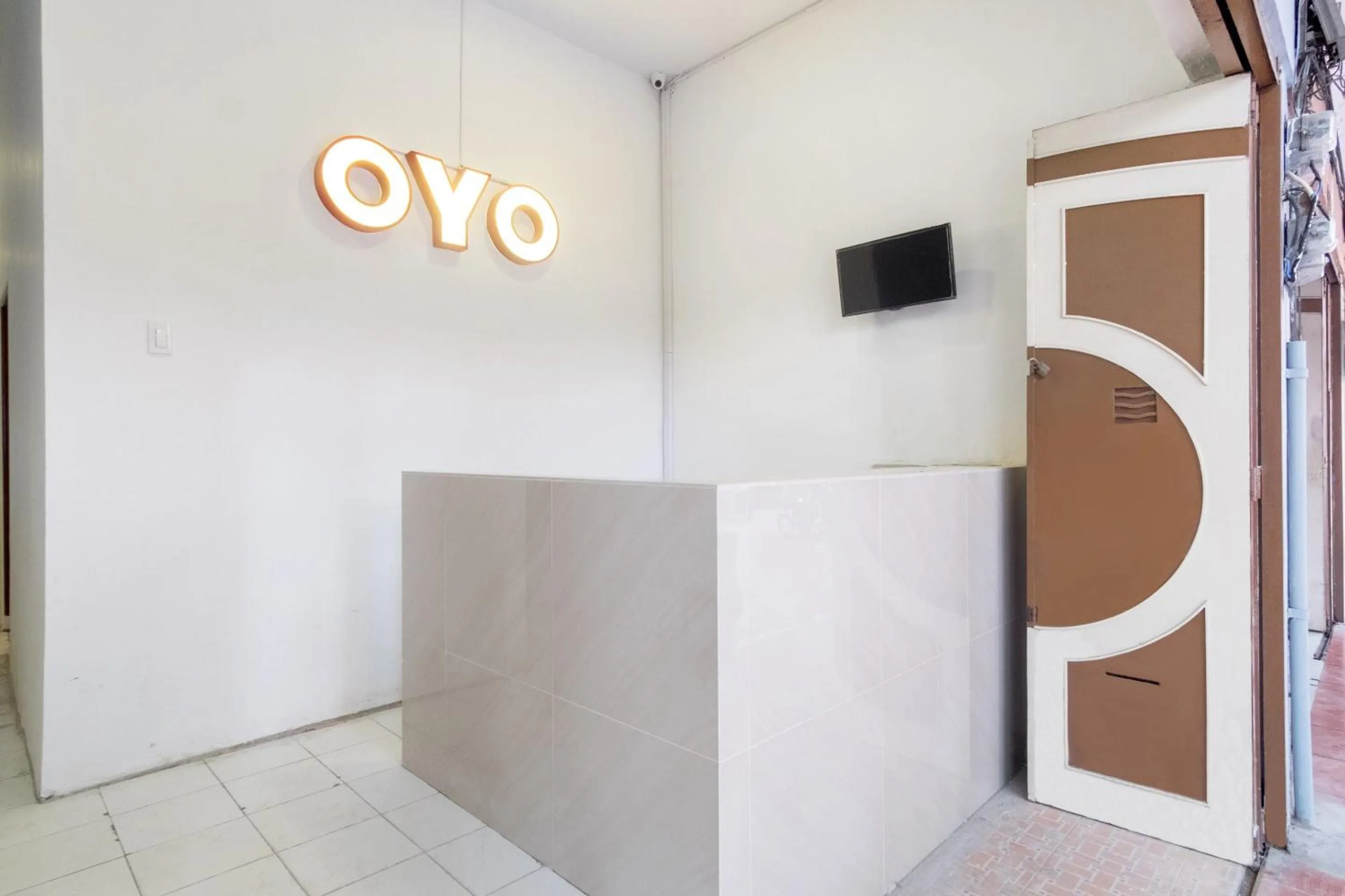 Lobby or reception in RedDoorz At Jalan Asia Medan