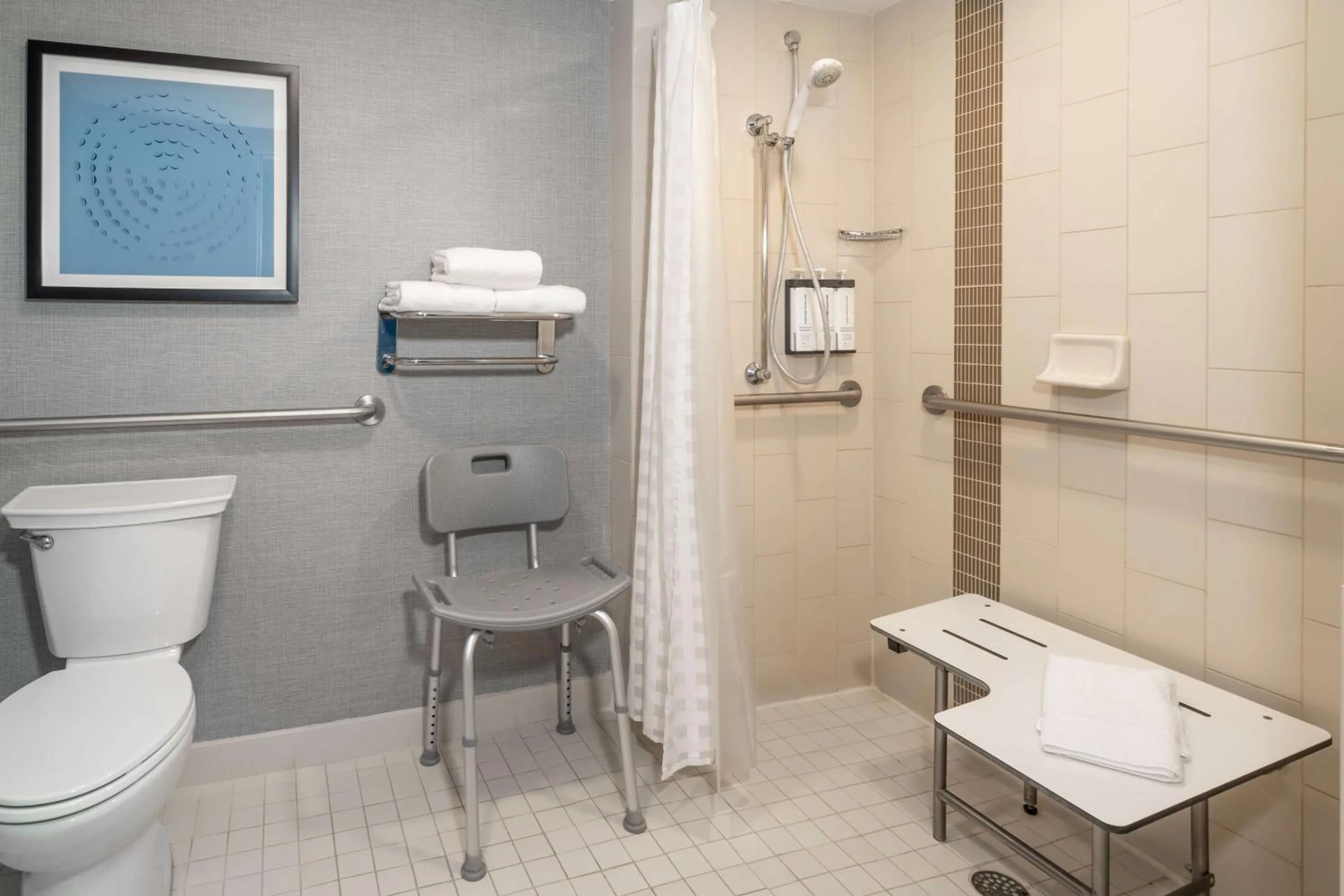 Bathroom in Hyatt Place Mystic