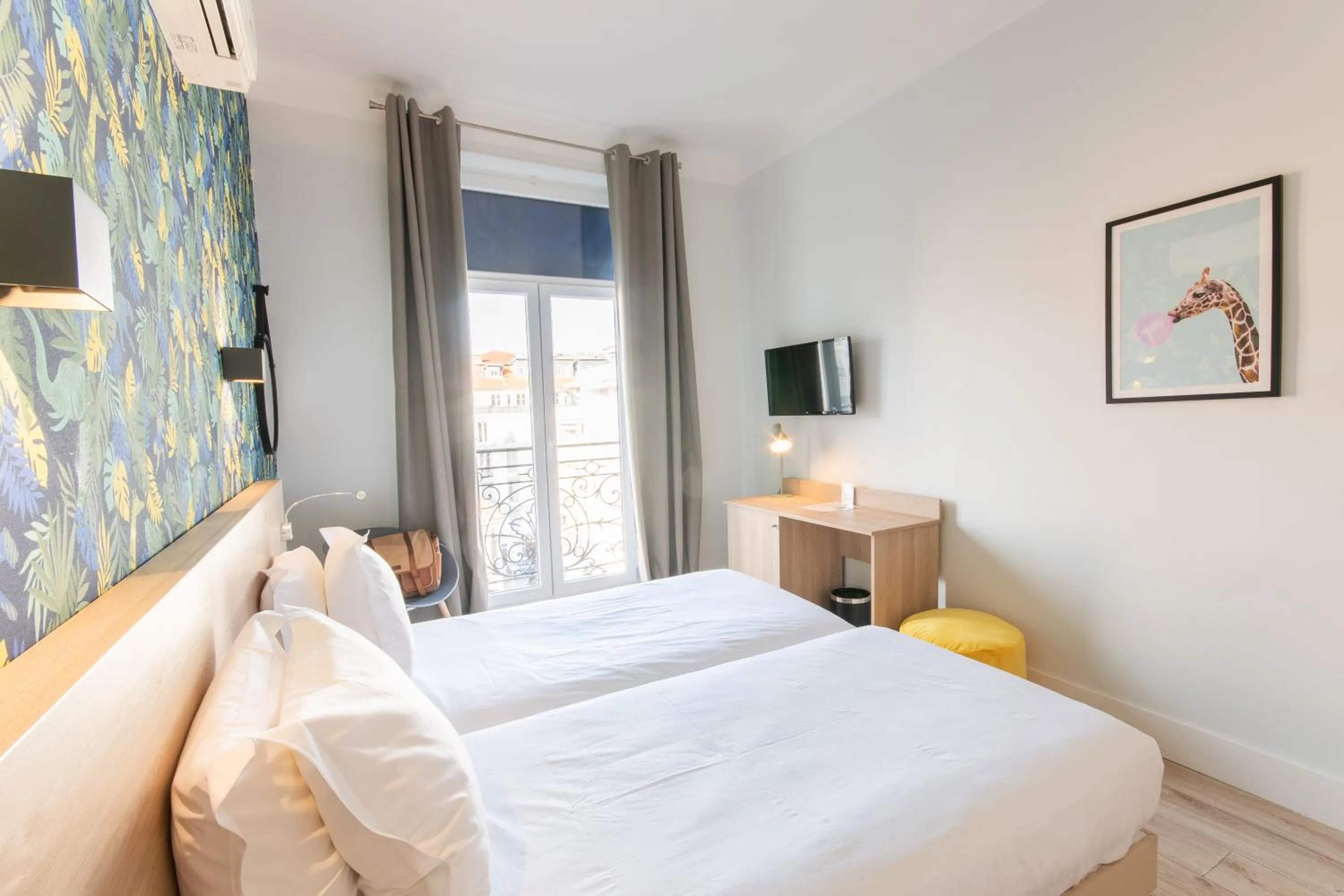 Photo of the whole room, Bed in Hotel Aria