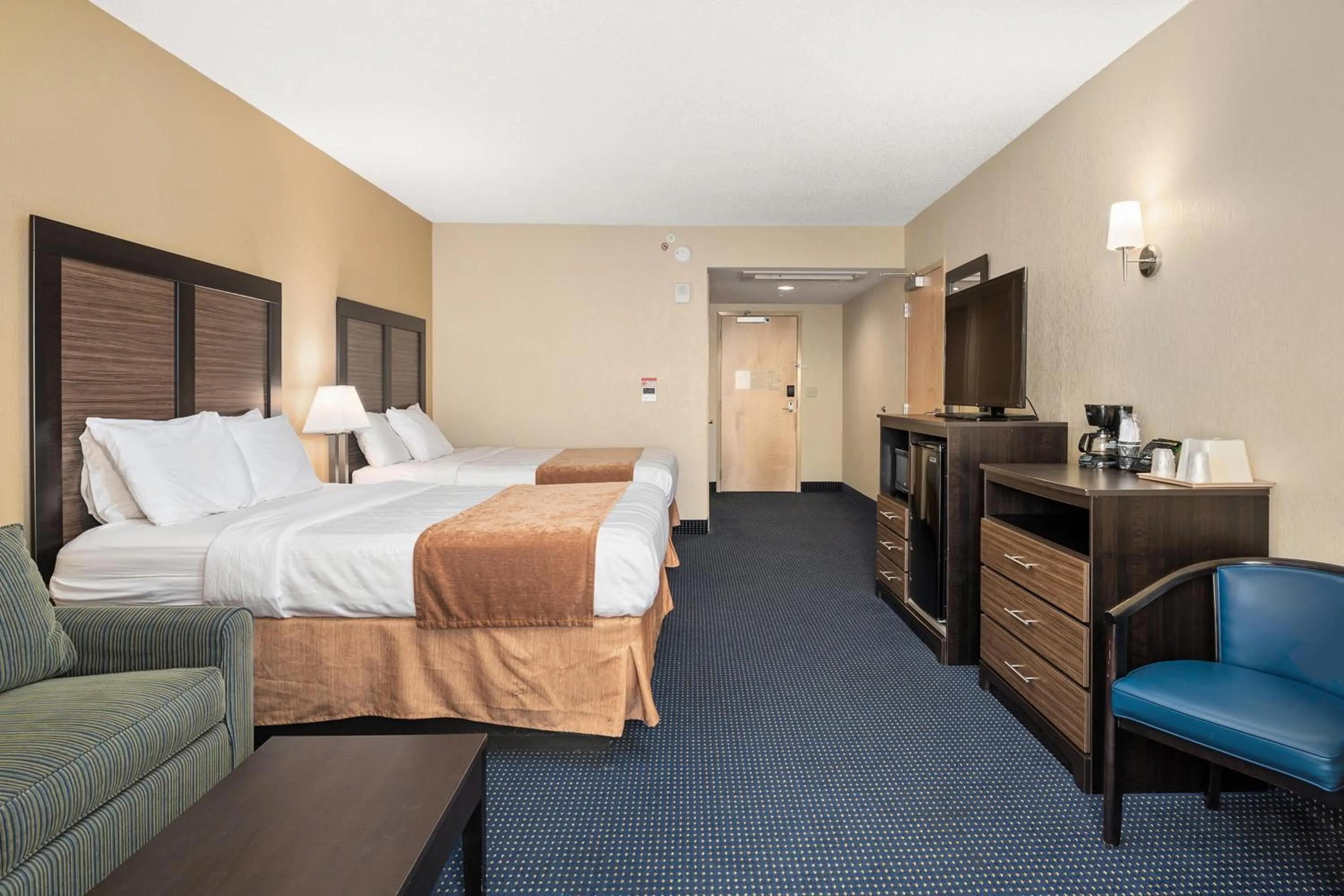 Bed in Crystal Beach Hotel