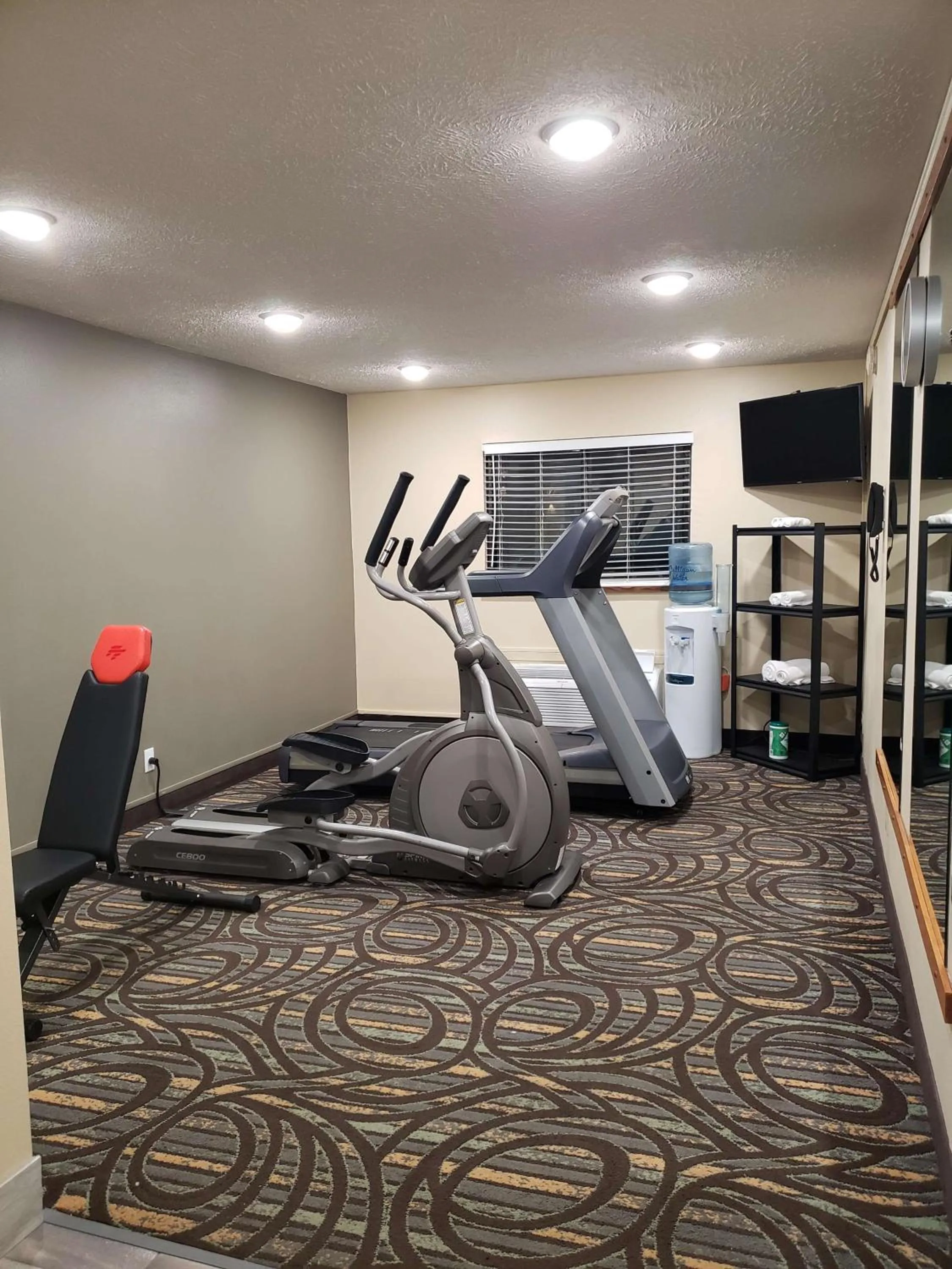 Fitness centre/facilities in SureStay Plus Hotel by Best Western Grand Island