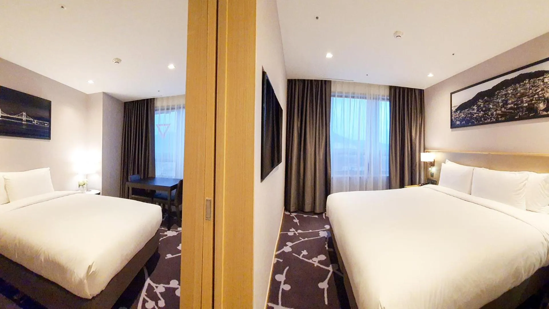 Photo of the whole room, Bed in Avani Central Busan