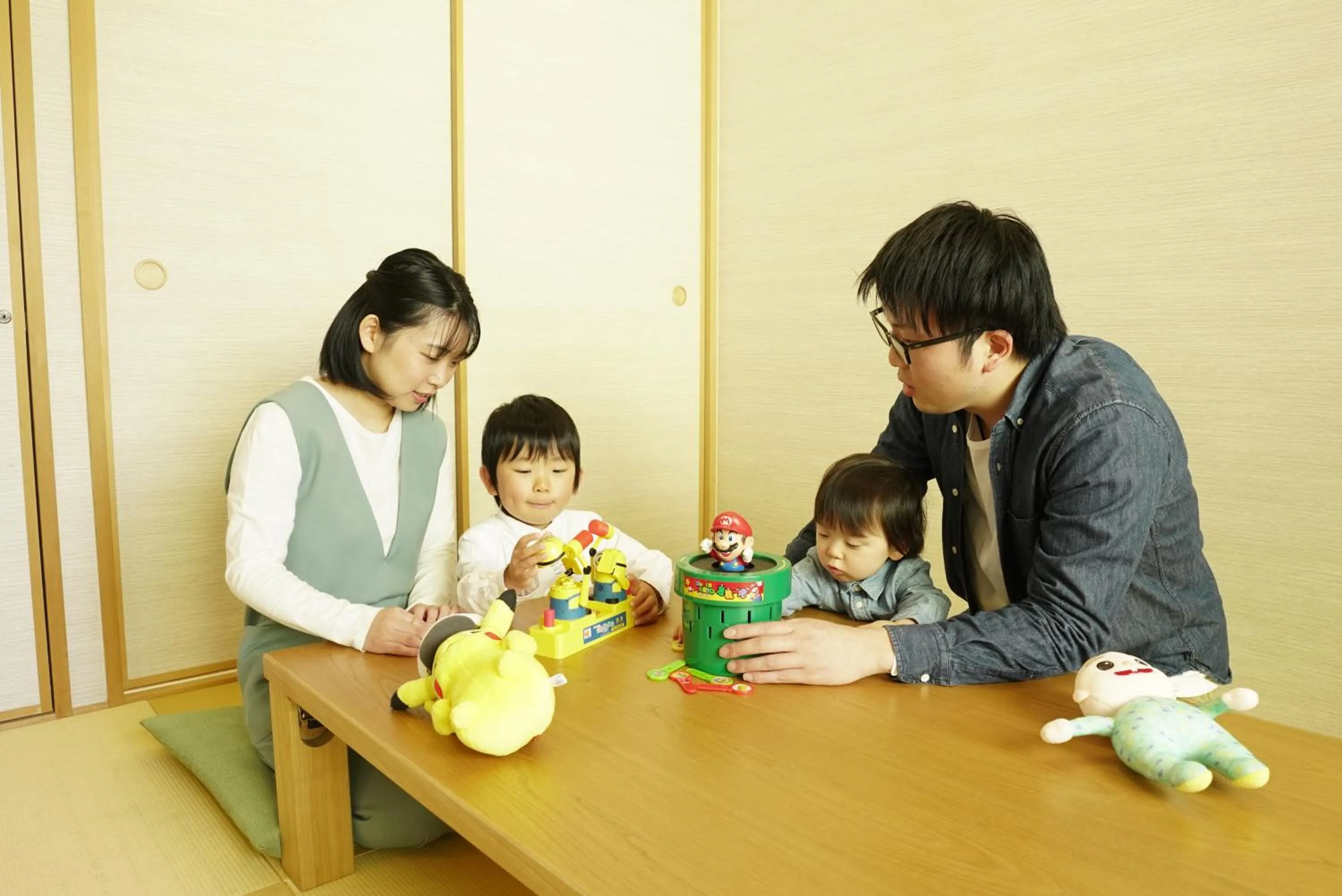 group of guests in GLANZ KEI Kyoto Station