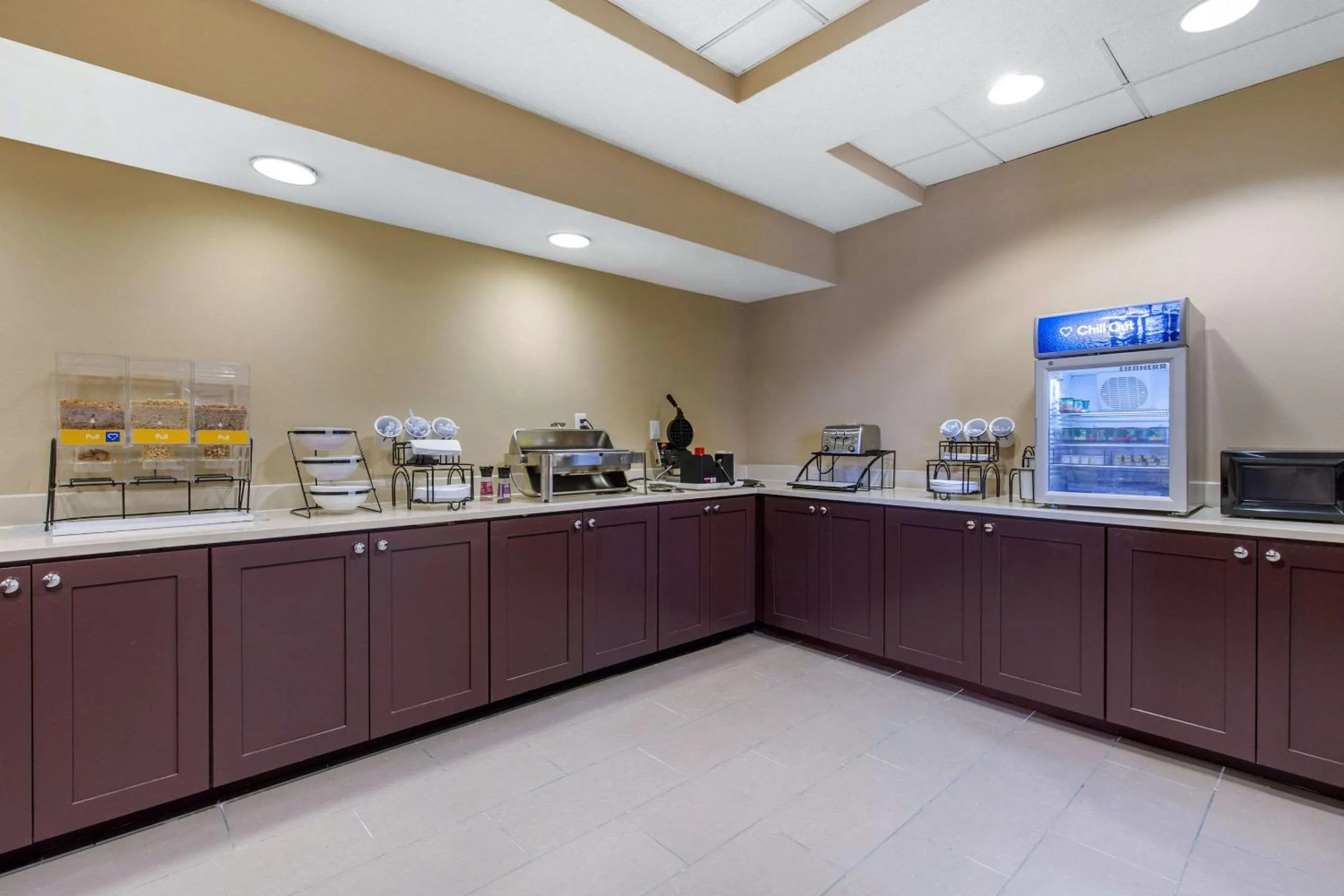 Breakfast in Comfort Inn & Suites SW Houston Sugarland