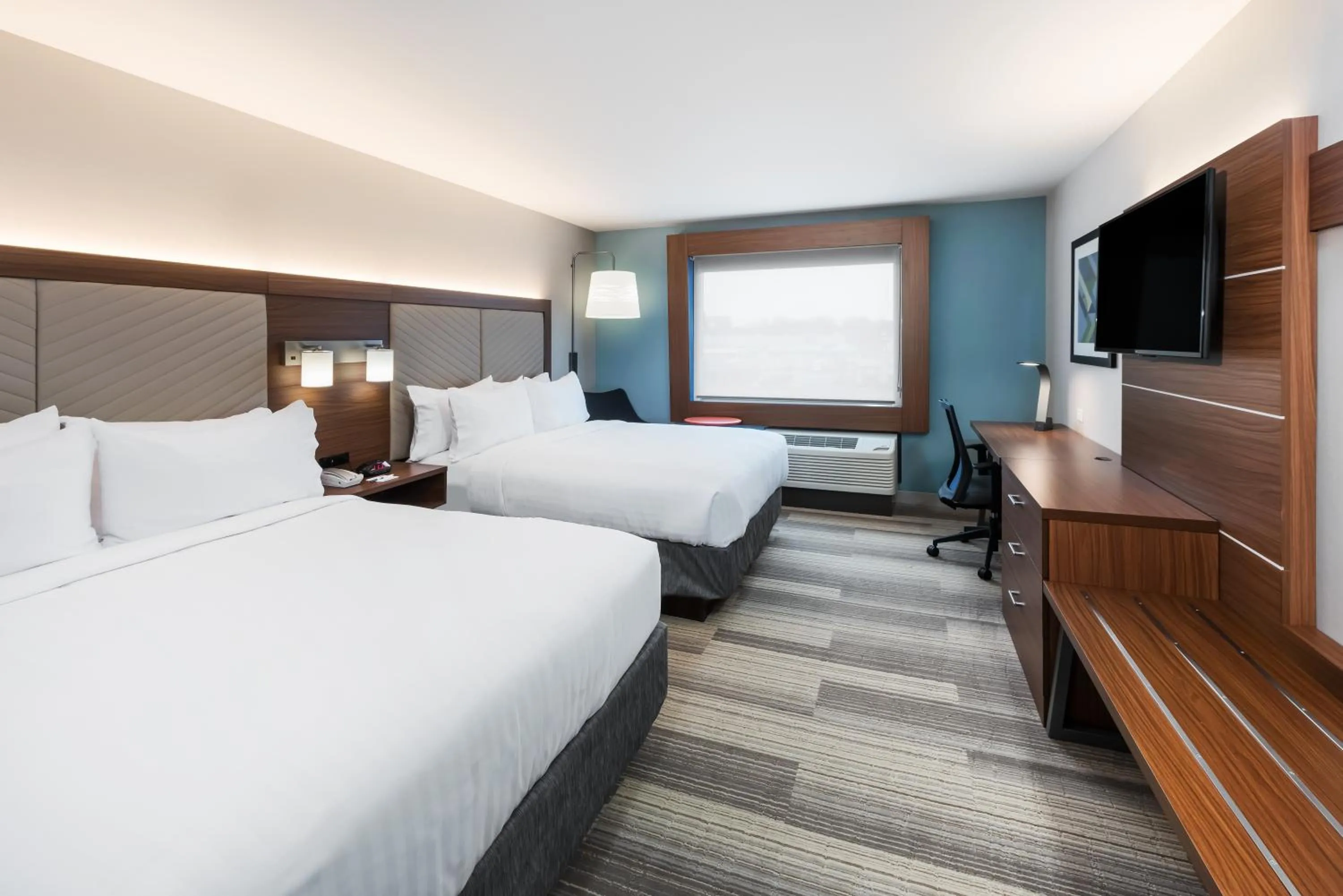 Bedroom in Holiday Inn Express & Suites West Plains Southwest by IHG
