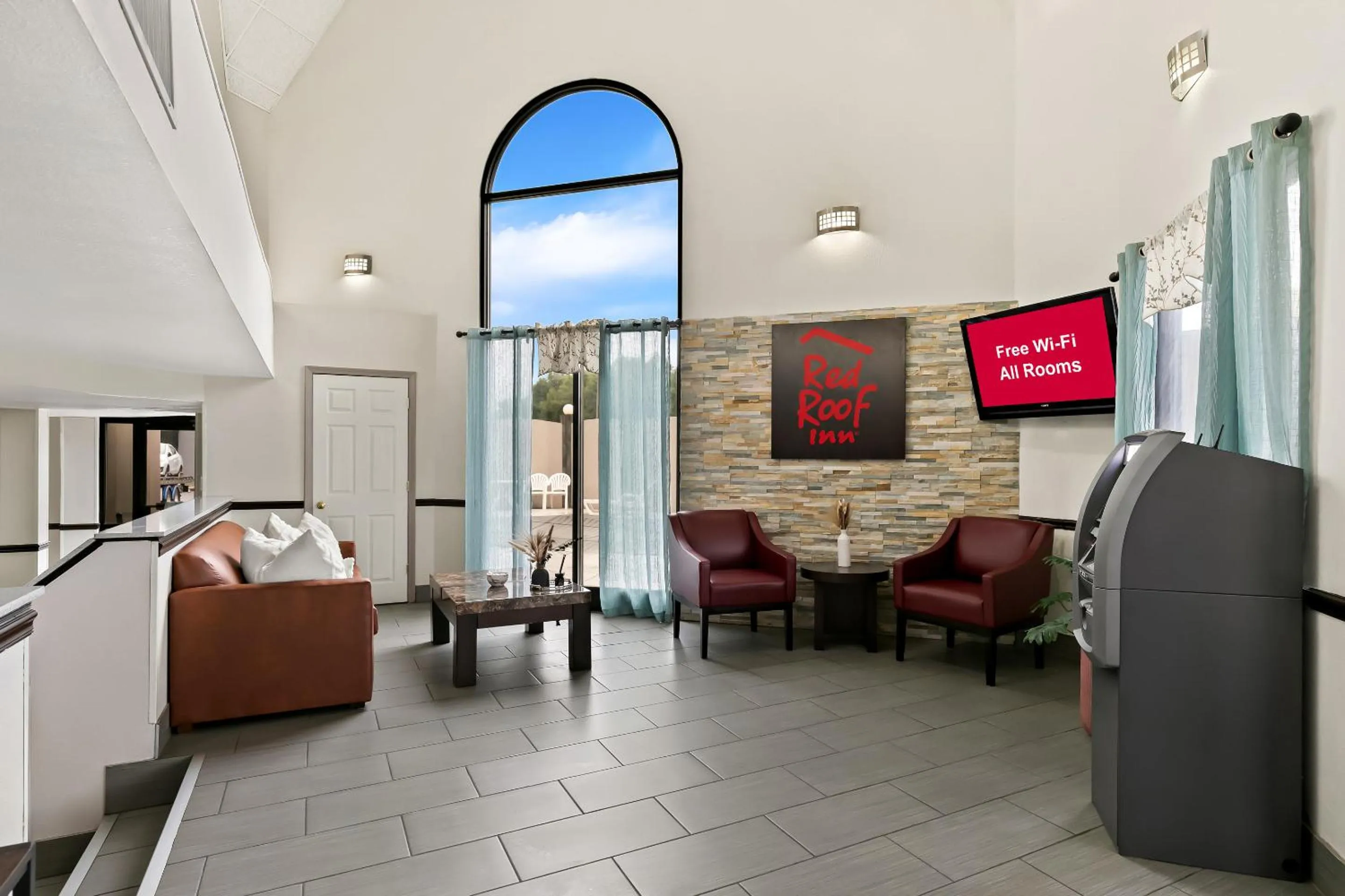 Lobby or reception in Red Roof Inn & Suites Duncan