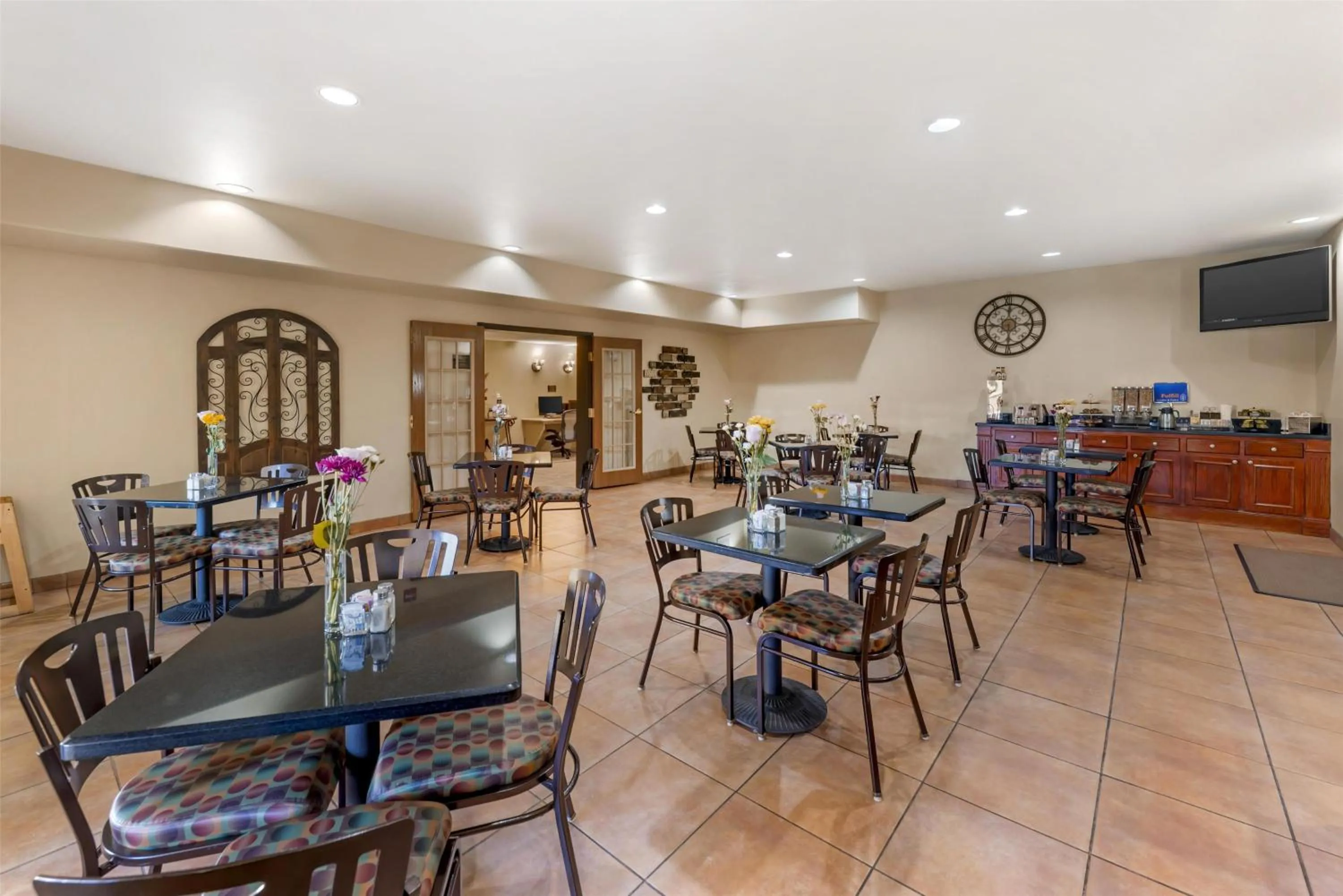 Breakfast in Best Western San Isidro Inn