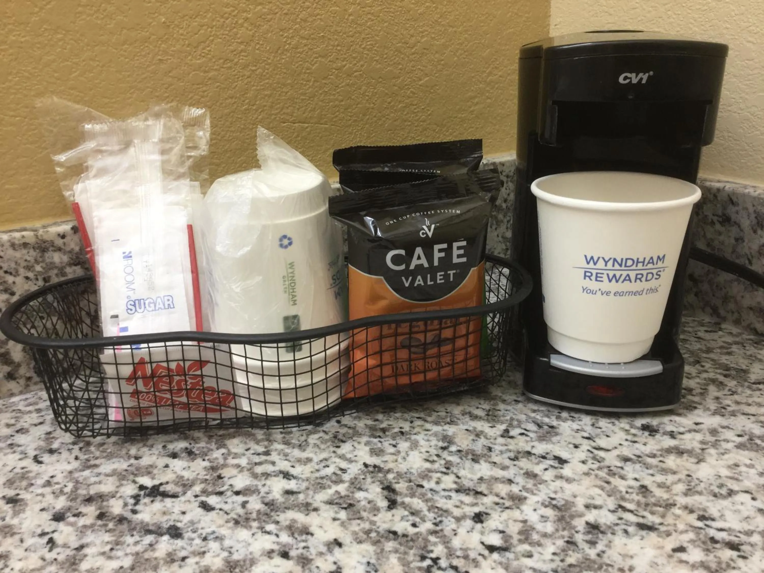 Coffee/tea facilities in Days Inn by Wyndham Dalton