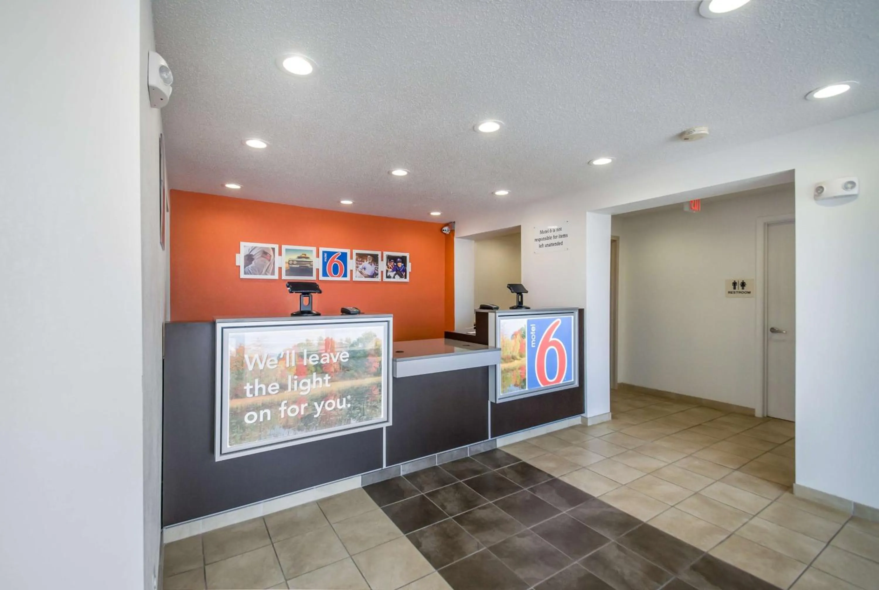 Lobby or reception in Motel 6-Odenton, MD - Fort Meade