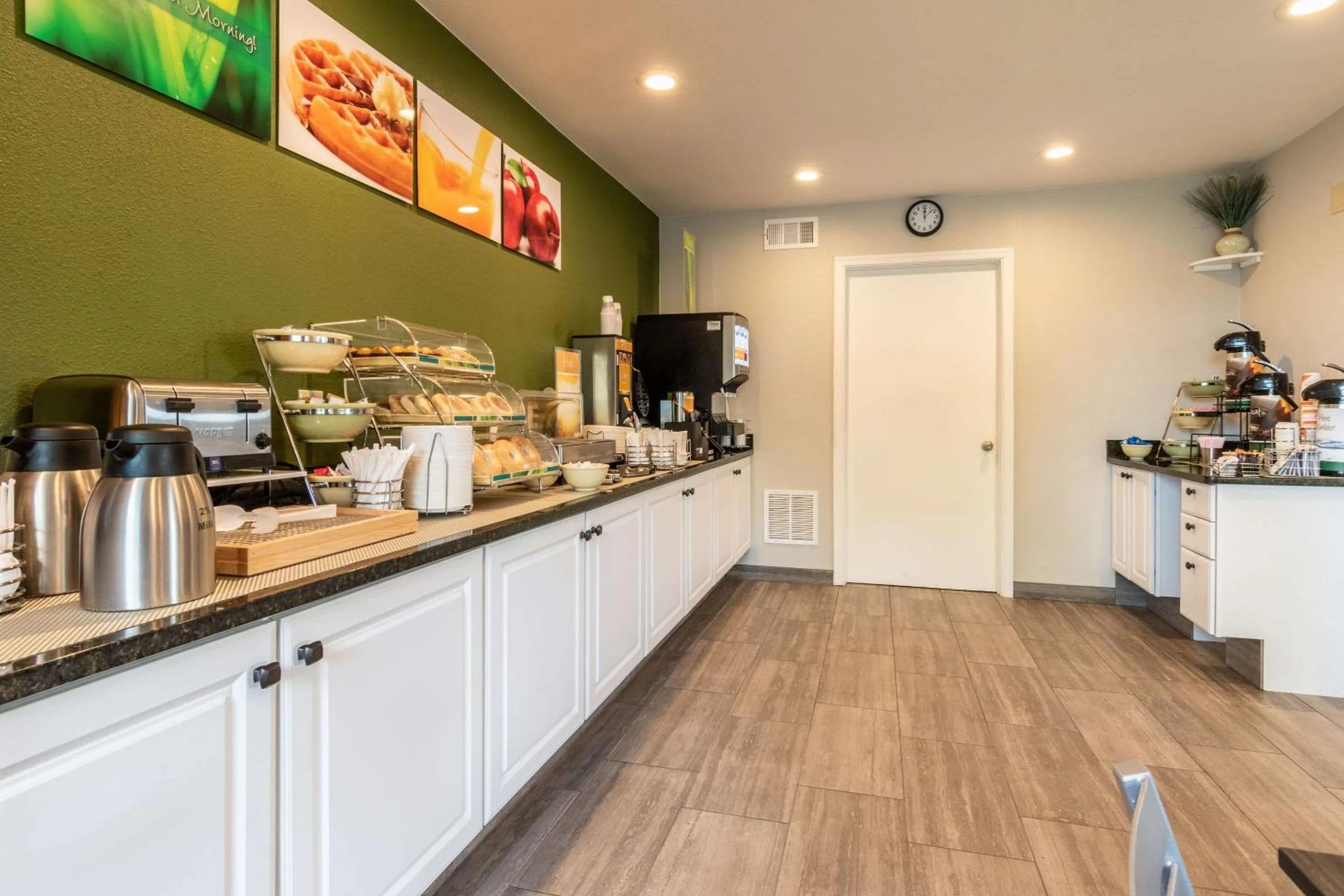 Restaurant/places to eat in Quality Inn Bloomsburg