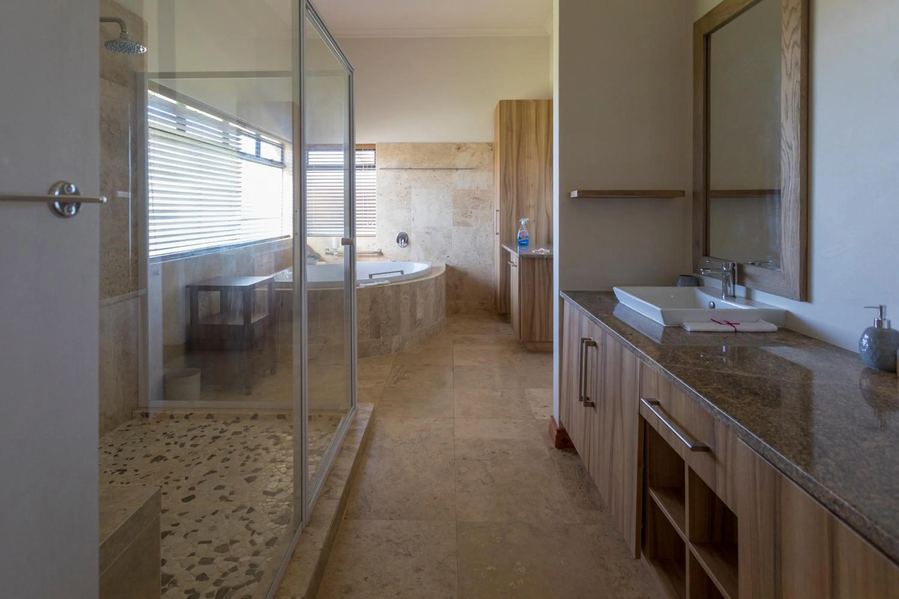 Shower in Hudson Manor - Entabeni, Knysna