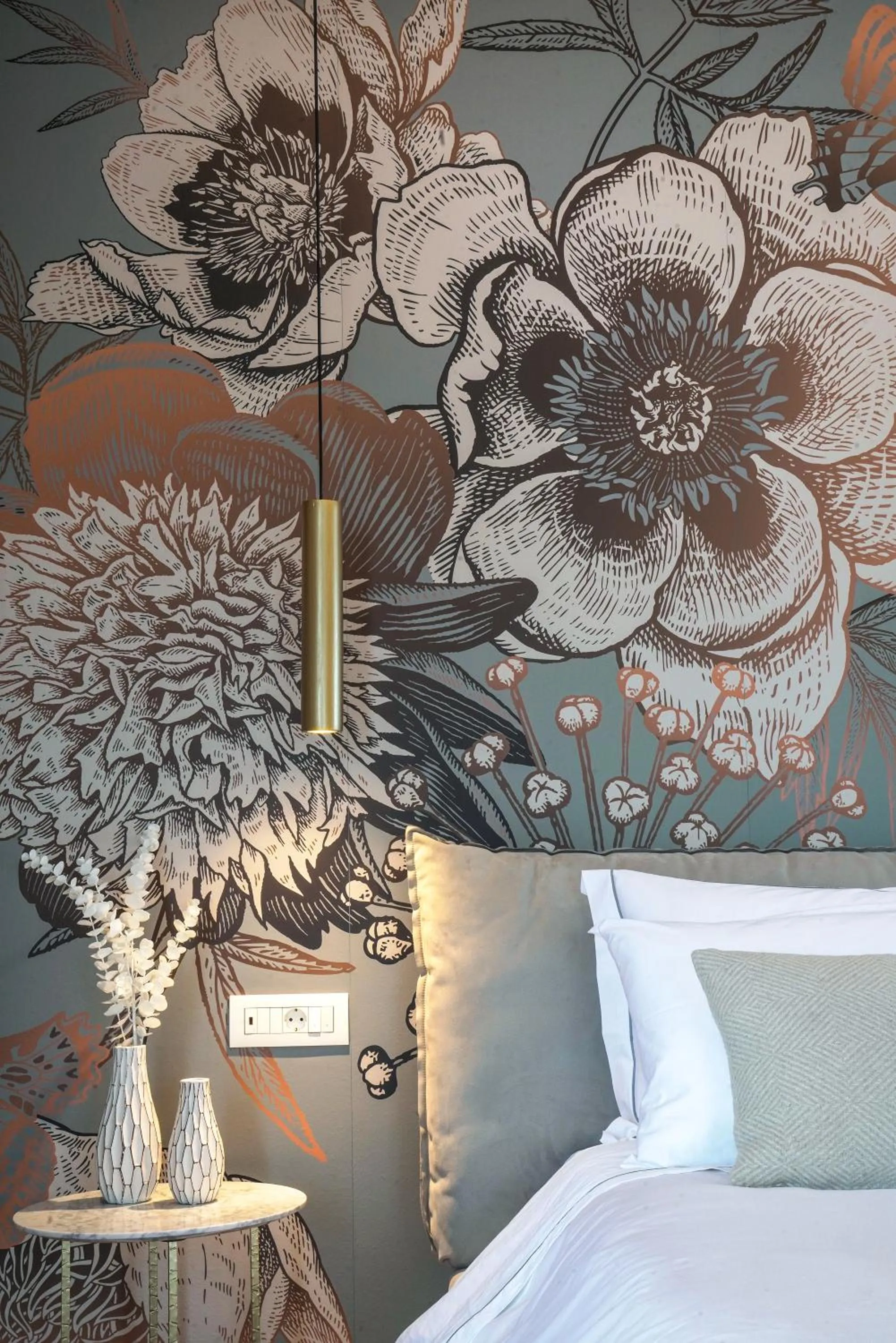 Decorative detail, Bed in Pafsilipon Suites