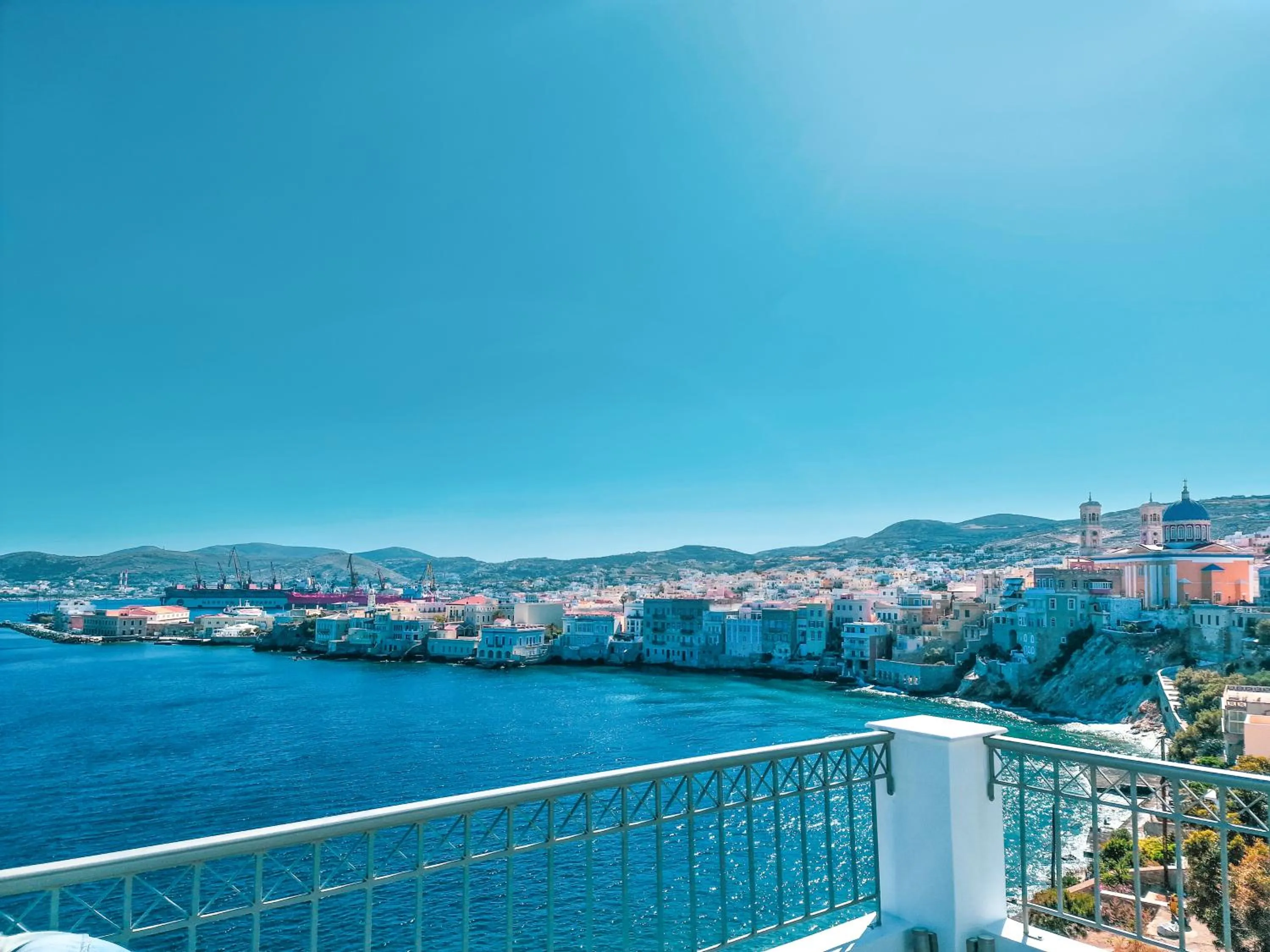 Balcony/Terrace in Pafsilipon Suites