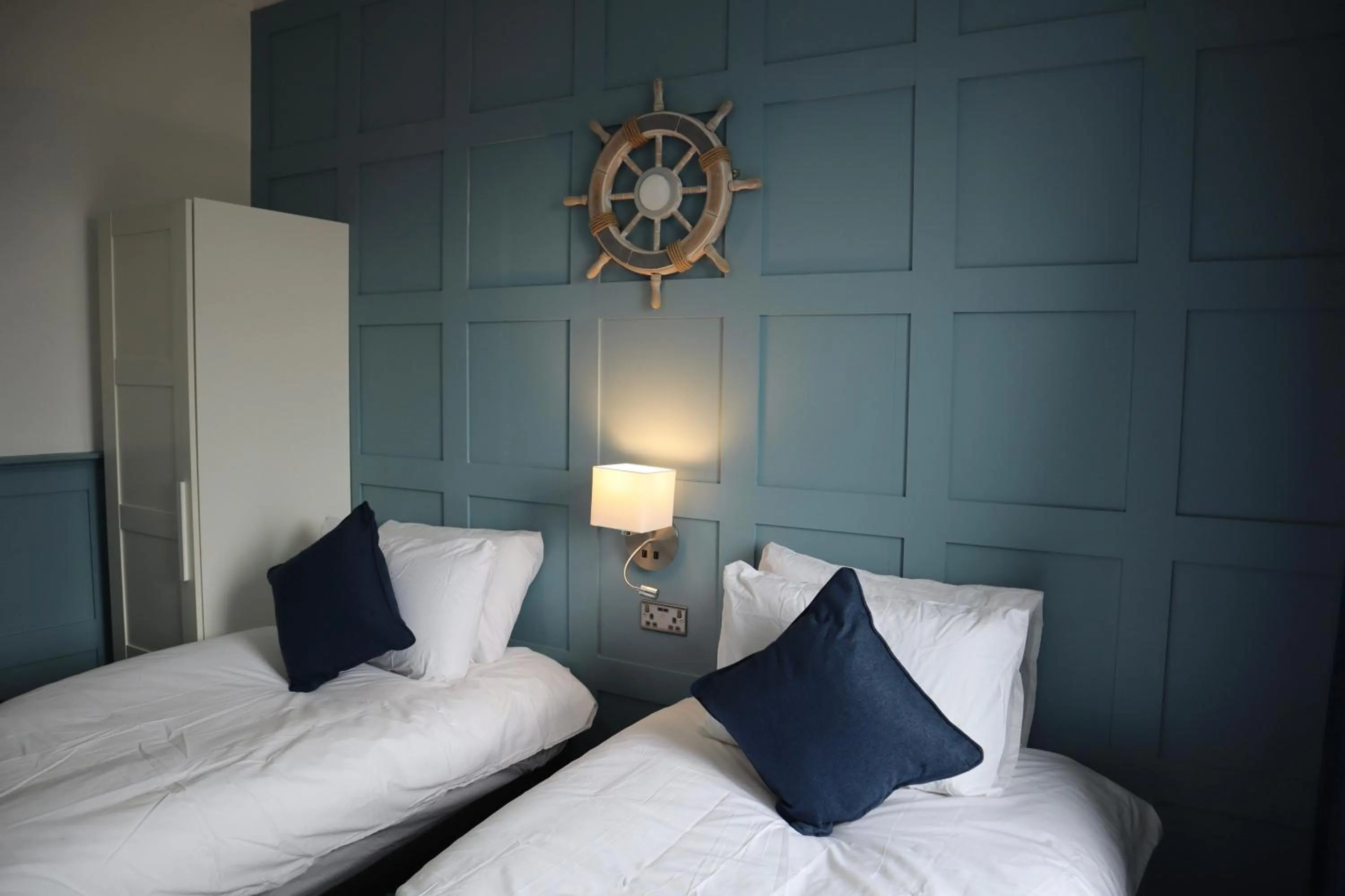 Bed in Marina View Guest House