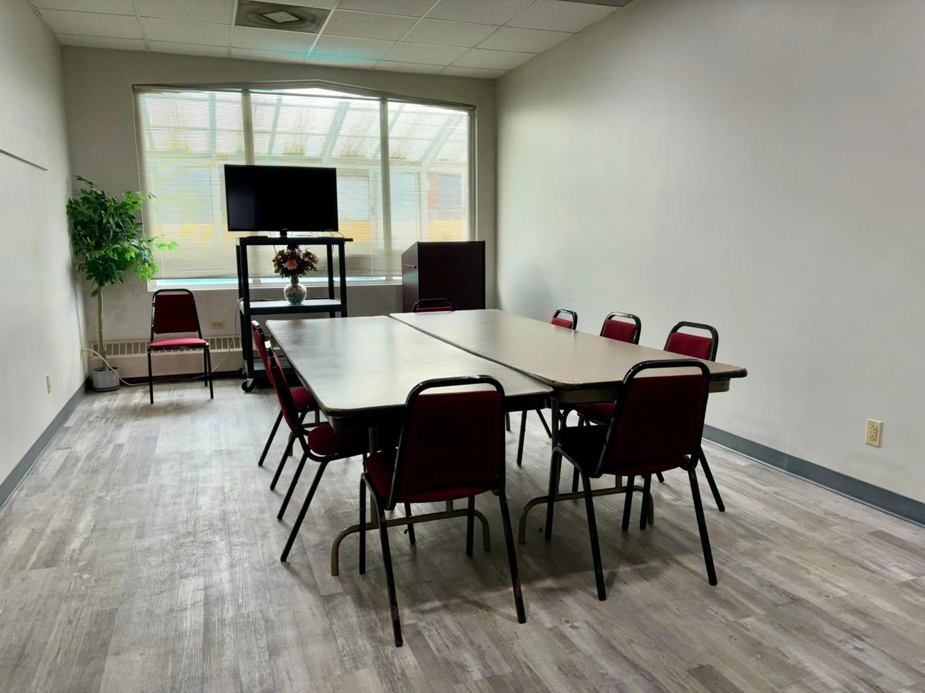 Meeting/conference room in Baymont by Wyndham Keokuk