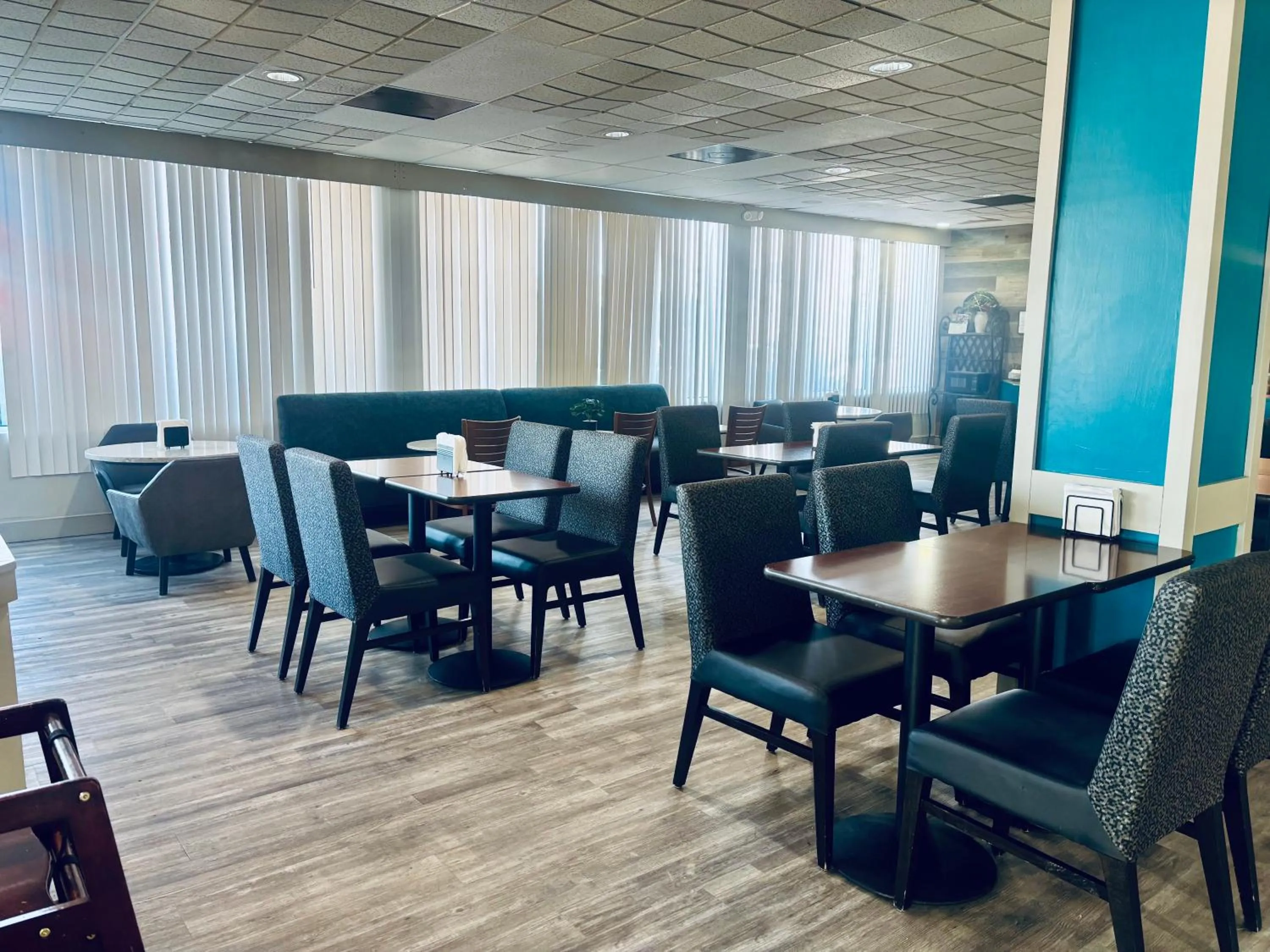 Lobby or reception in Baymont by Wyndham Keokuk