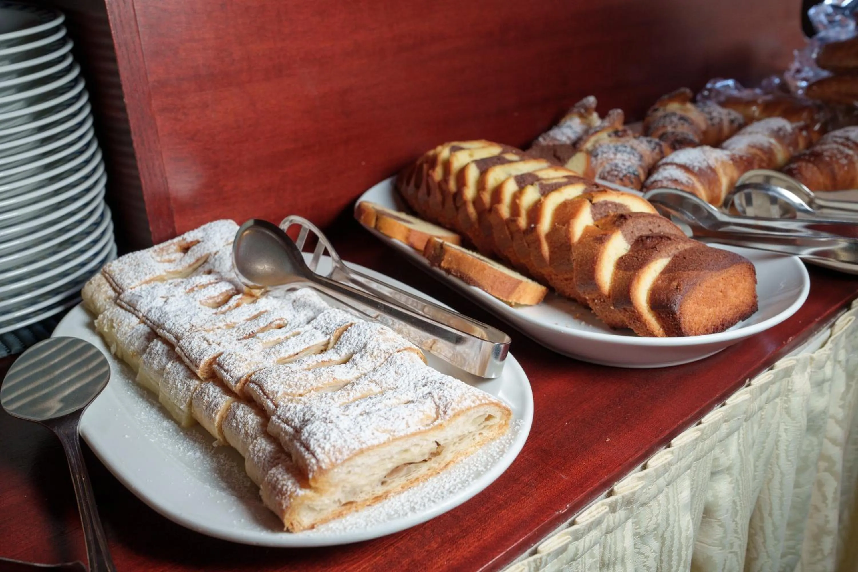 Breakfast in Hotel Villa Strassoldo "Ex Attianese Hotel Restaurant"