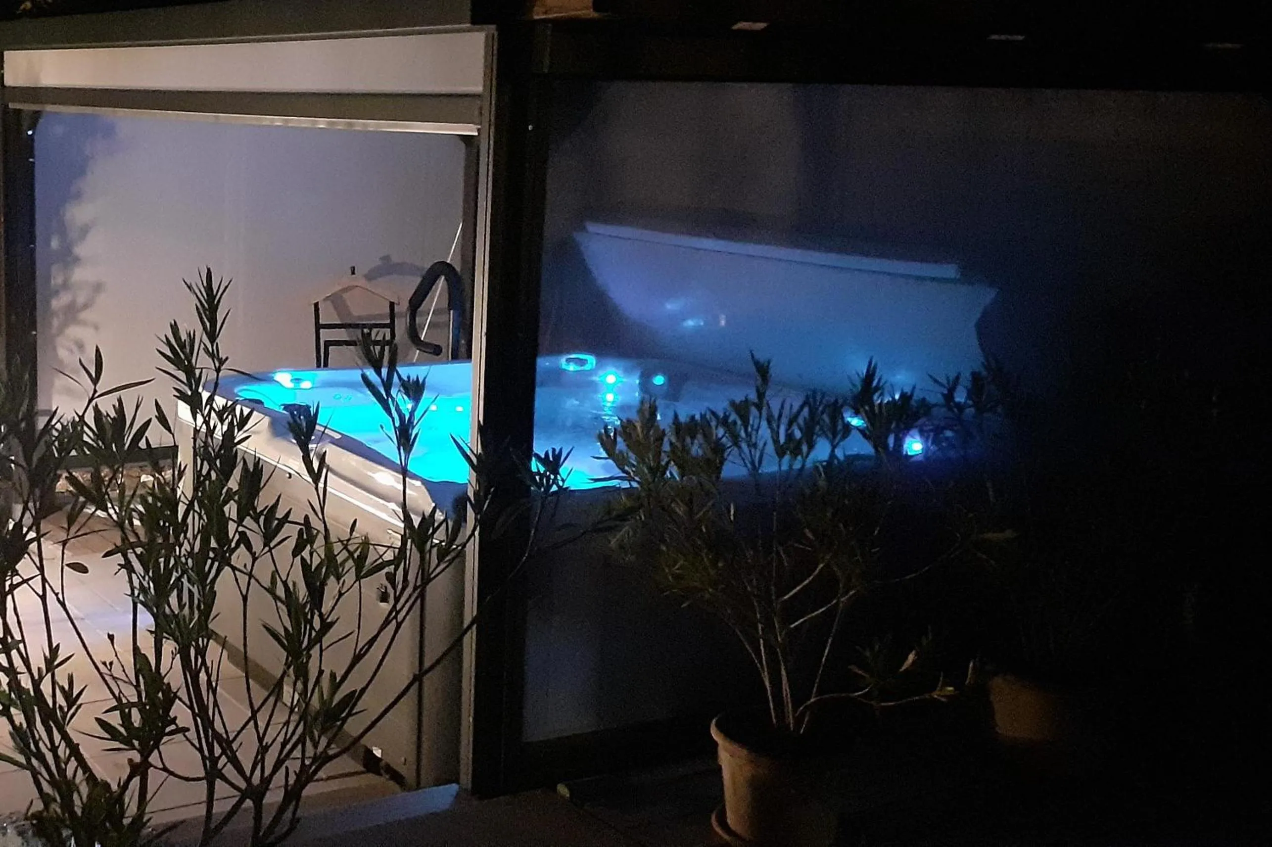 Night in La Villanelle maison d'hôtes