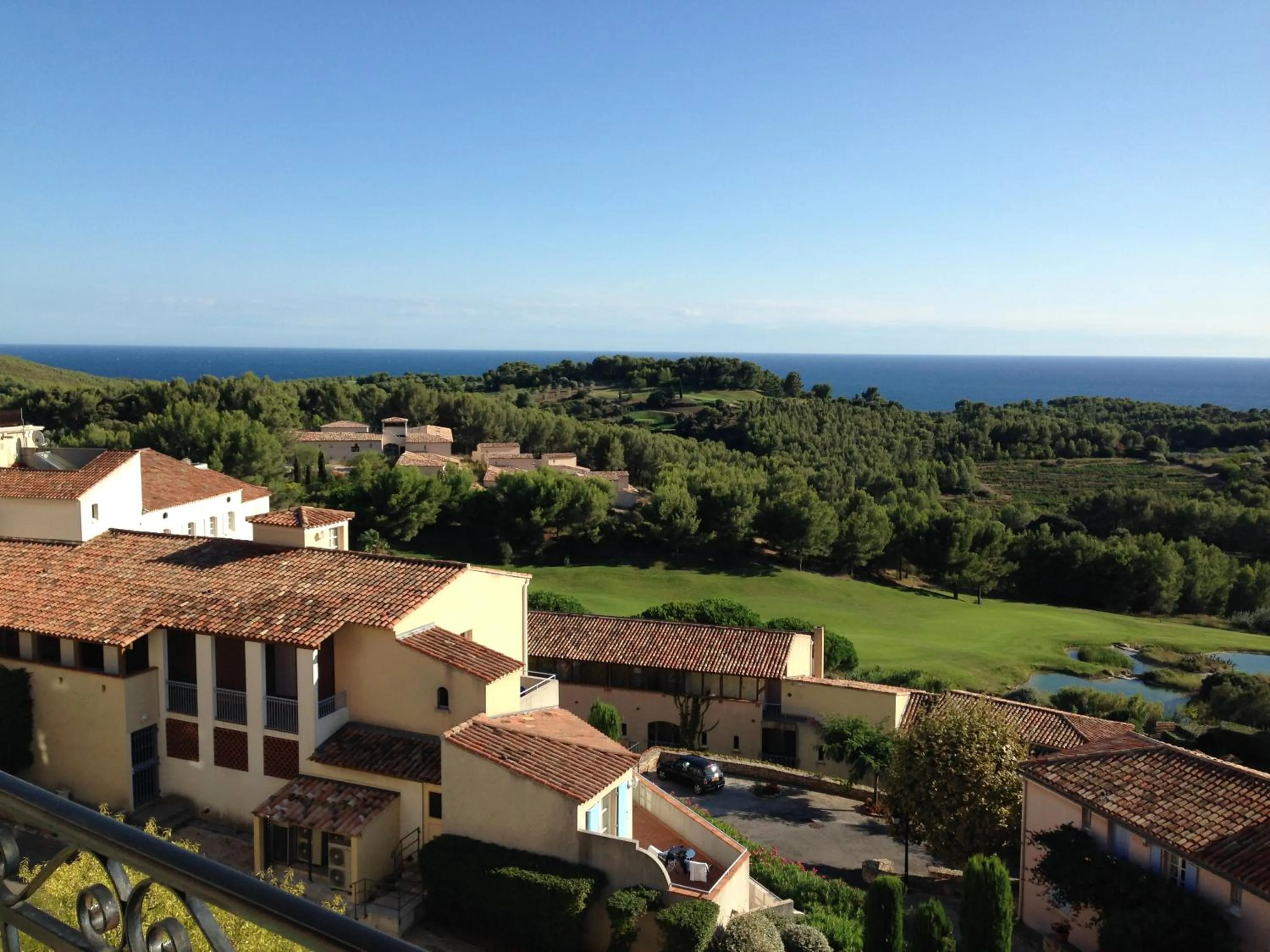 Sea view in Le Fregate Provence