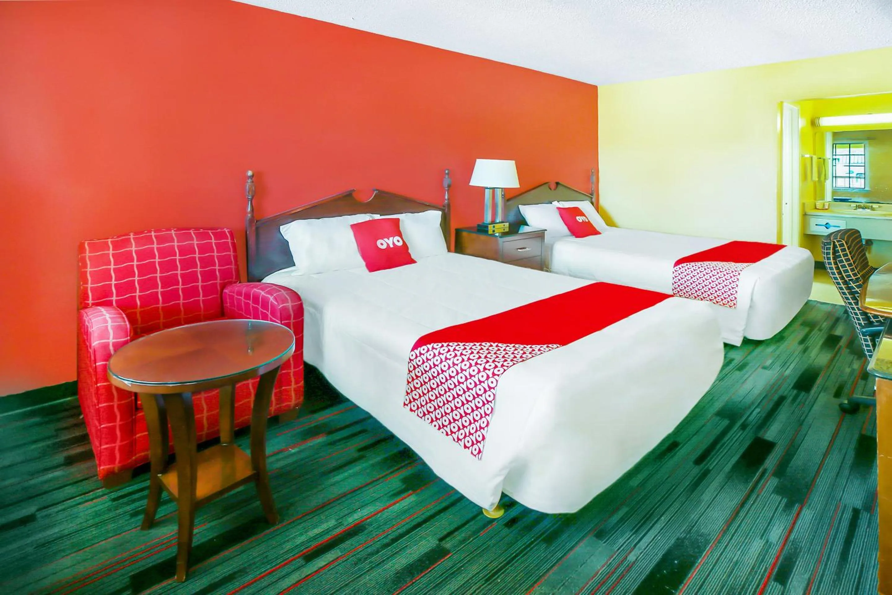 Bedroom, Bed in OYO Hotel Jackson South I-55