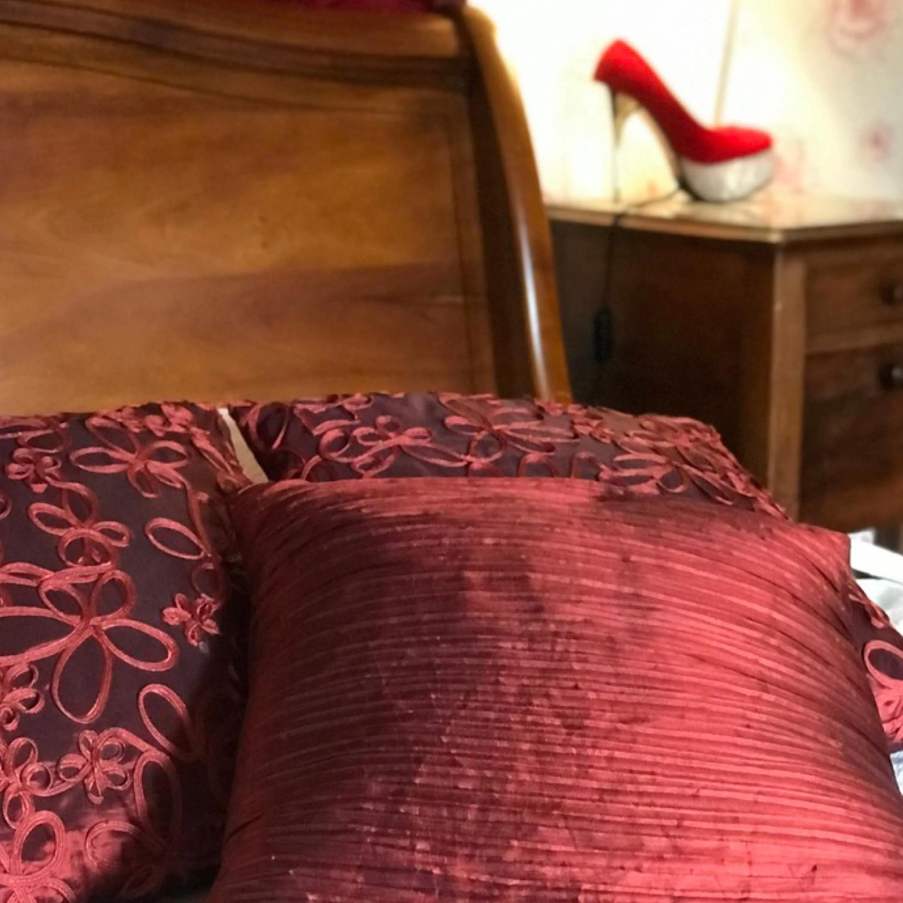 Bedroom, Bed in Le Logis de la Pataudière