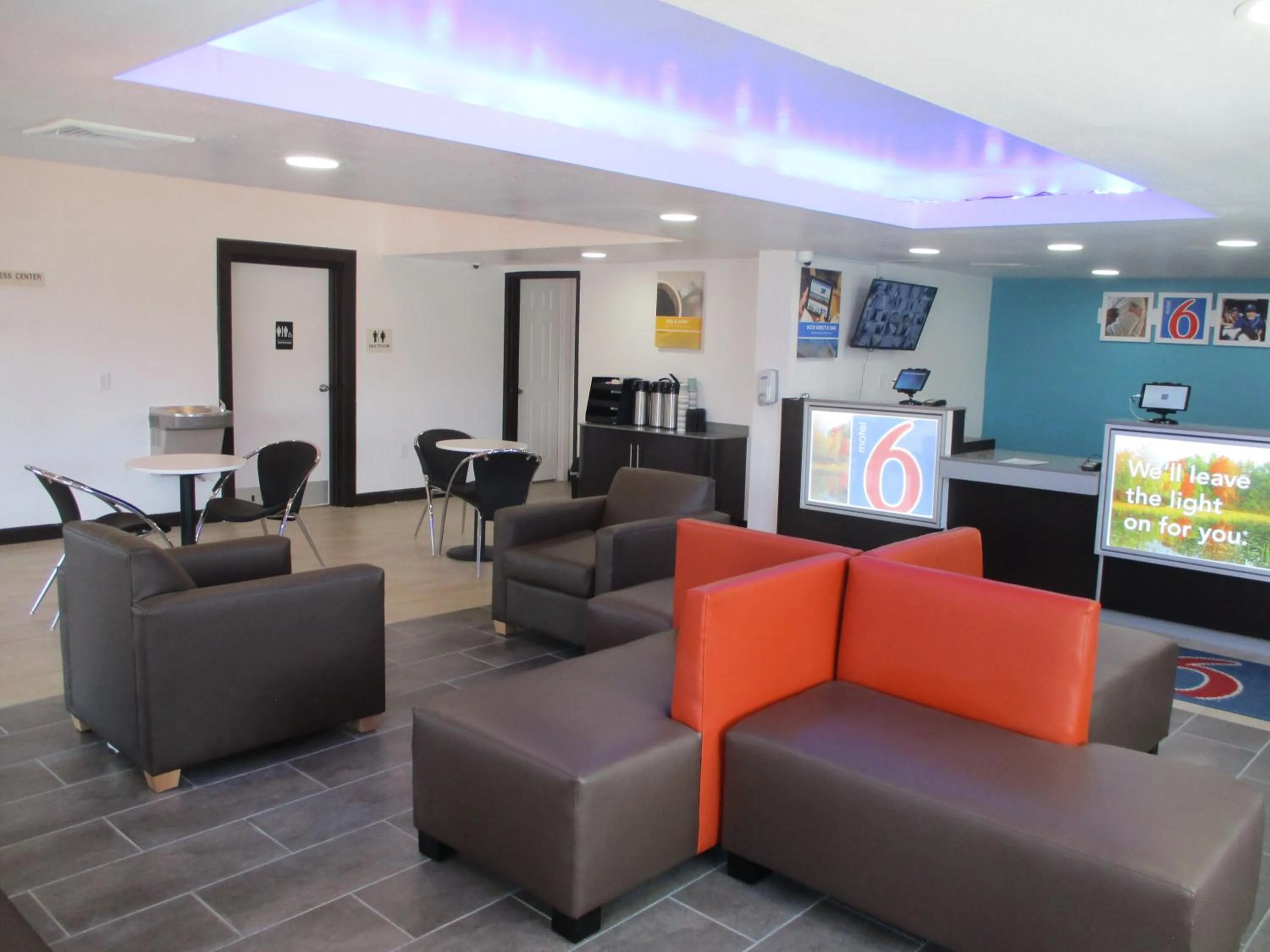 Lobby or reception in Motel 6 Chattanooga - Airport