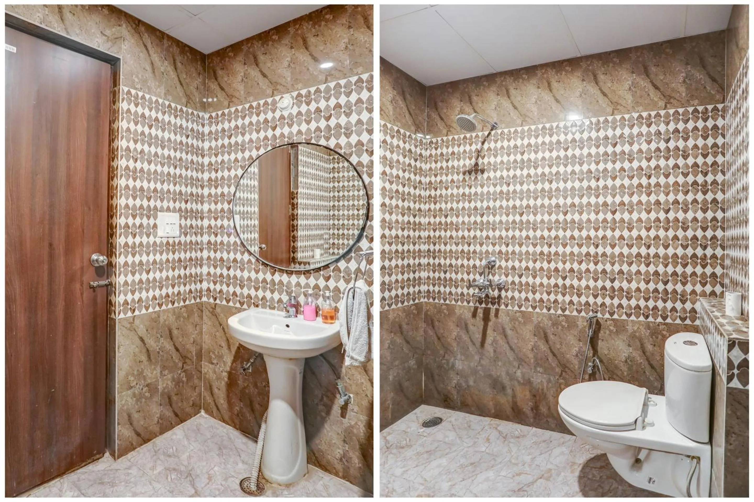 Bathroom in Townhouse Ranipur Mor