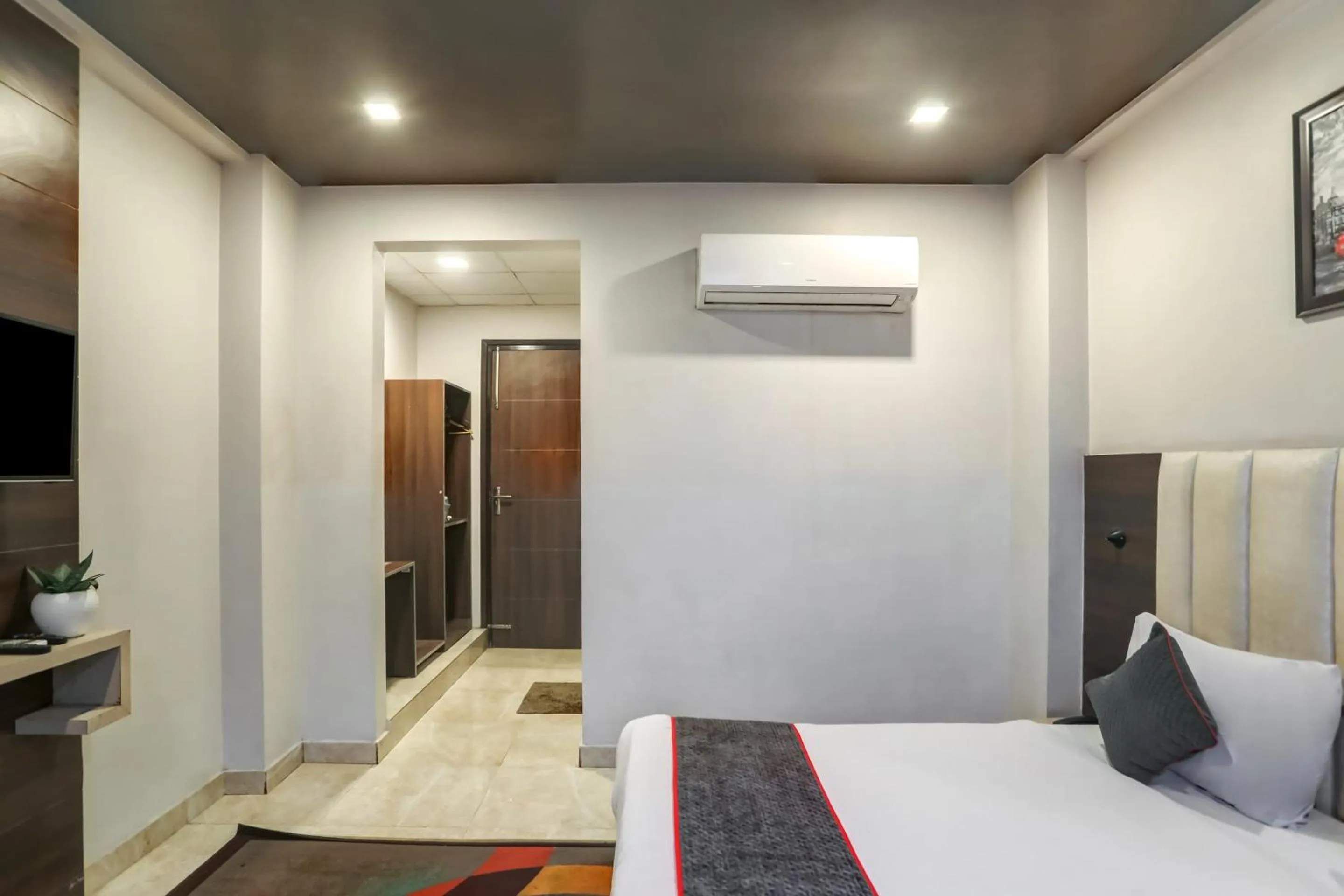 Bedroom, Bed in Townhouse Ranipur Mor