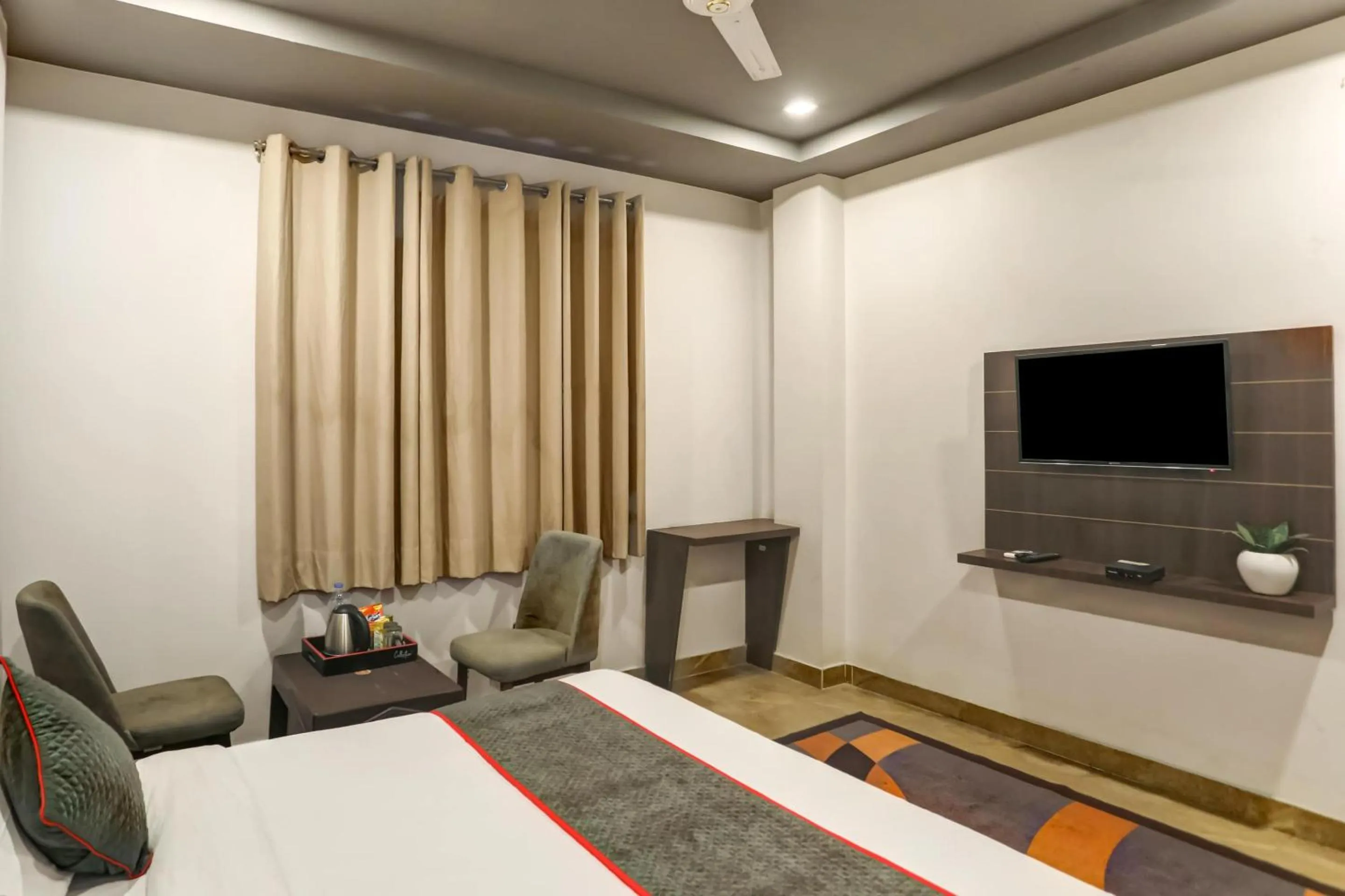 Bedroom, Bed in Townhouse Ranipur Mor