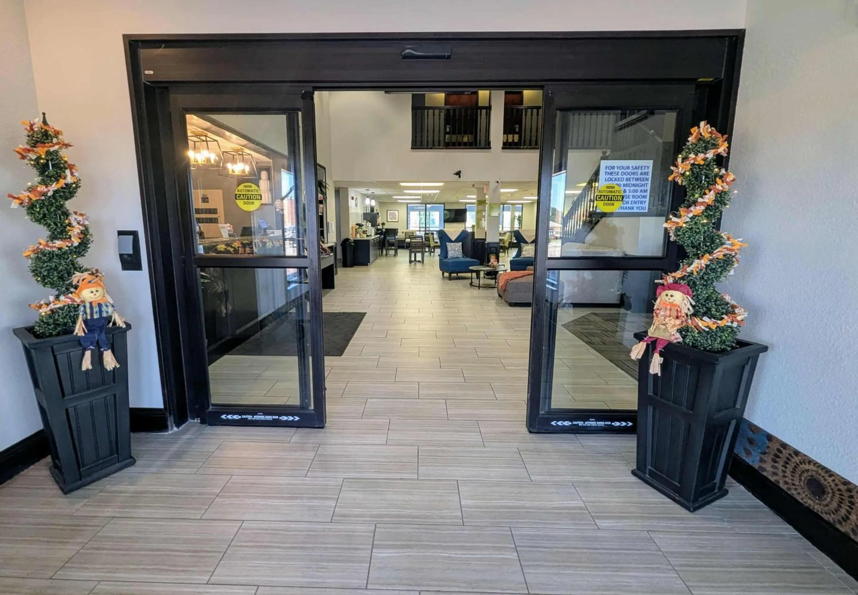 Property building in Quality Inn Warrensburg