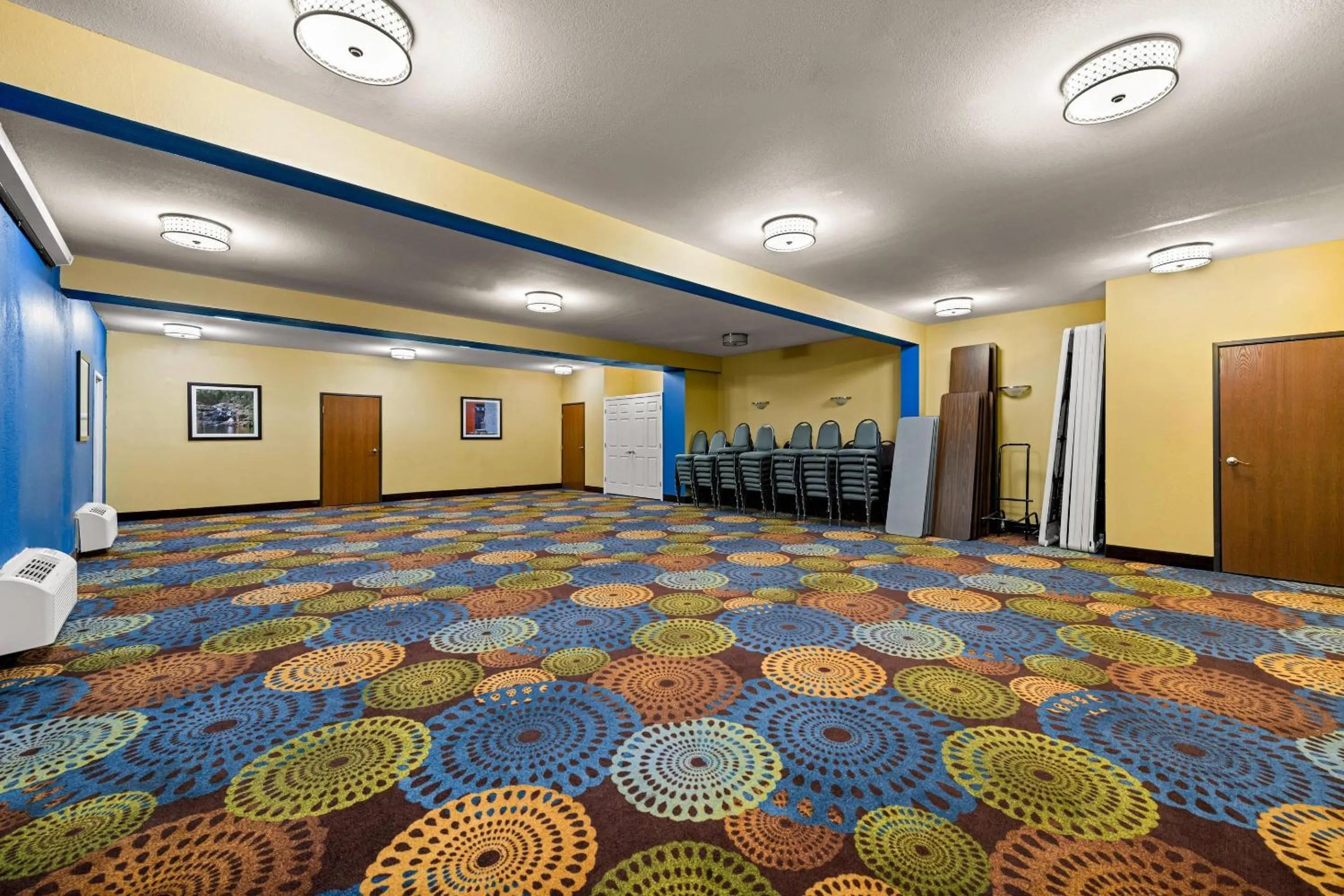 Meeting/conference room in Quality Inn Warrensburg