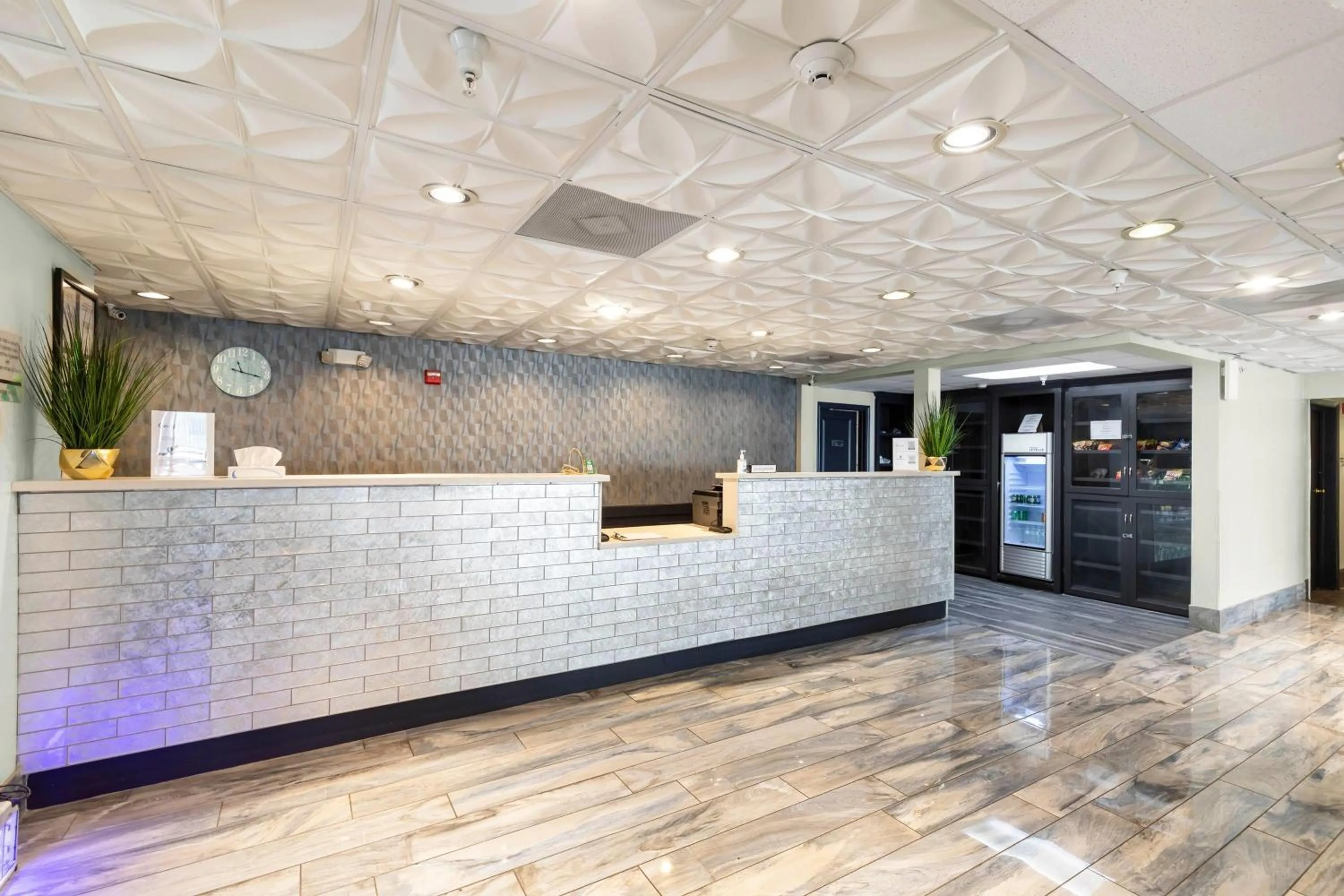 Lobby or reception in Wingate by Wyndham Humble/Houston Intercontinental Airport