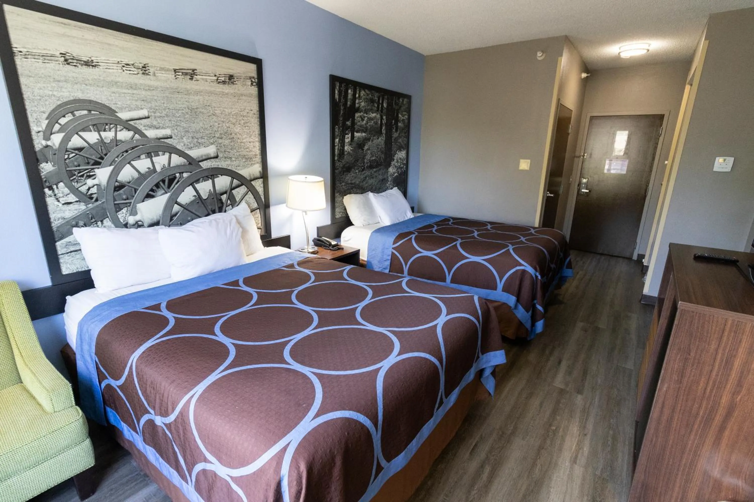 Bed in Super 8 by Wyndham Smithfield-Selma