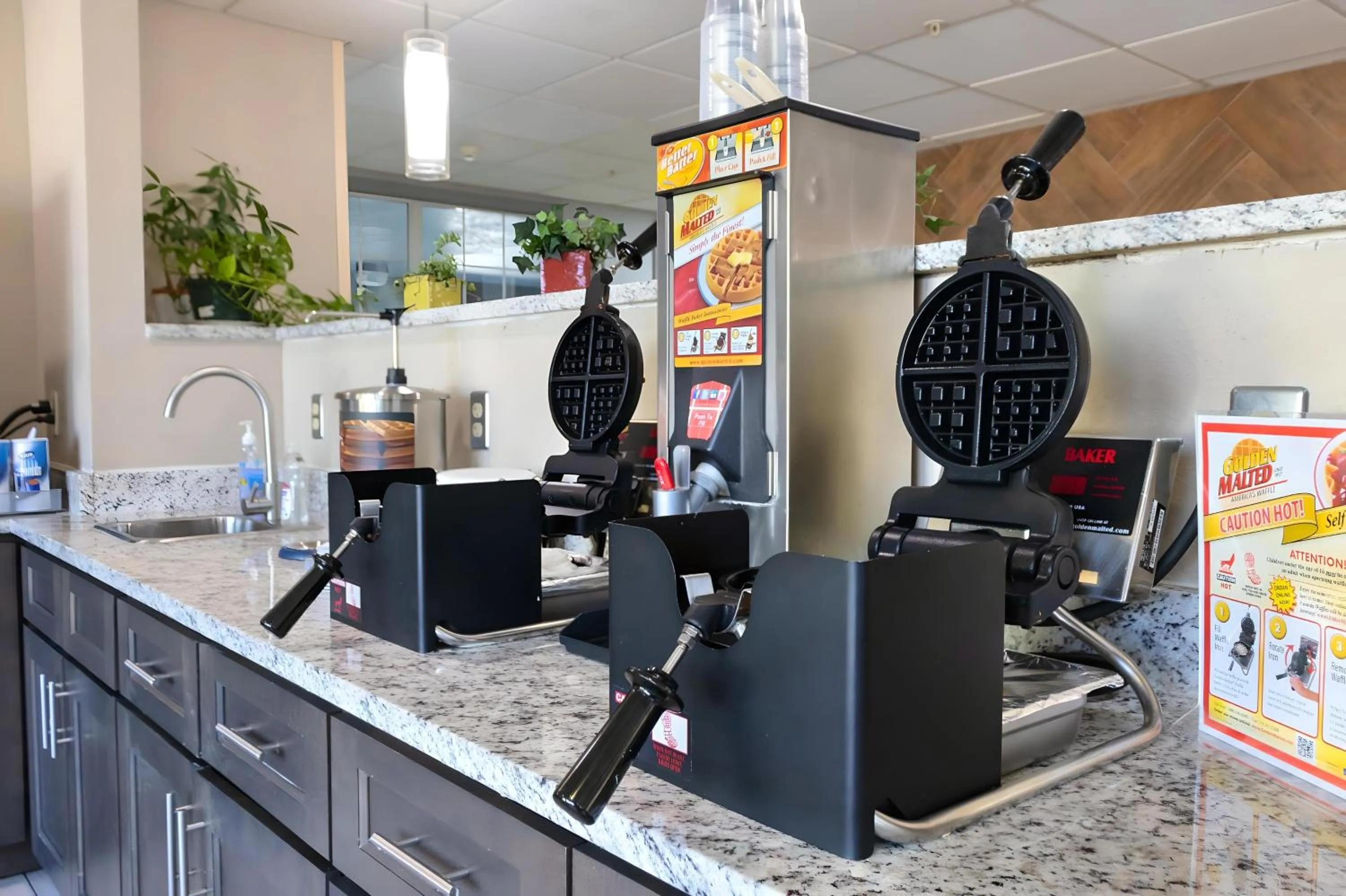 Breakfast in Super 8 by Wyndham Smithfield-Selma