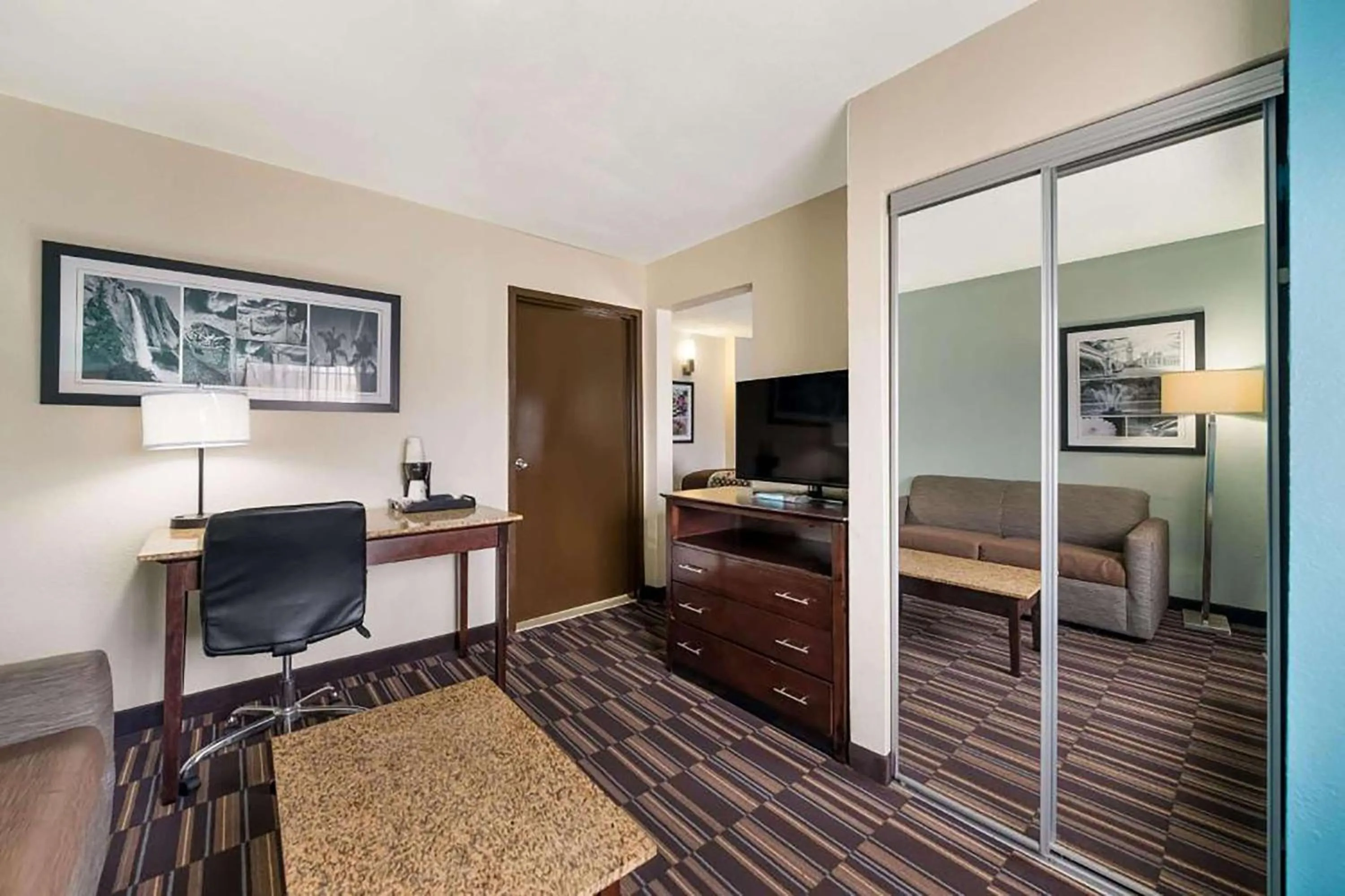 Bedroom in Baymont by Wyndham Elizabeth City