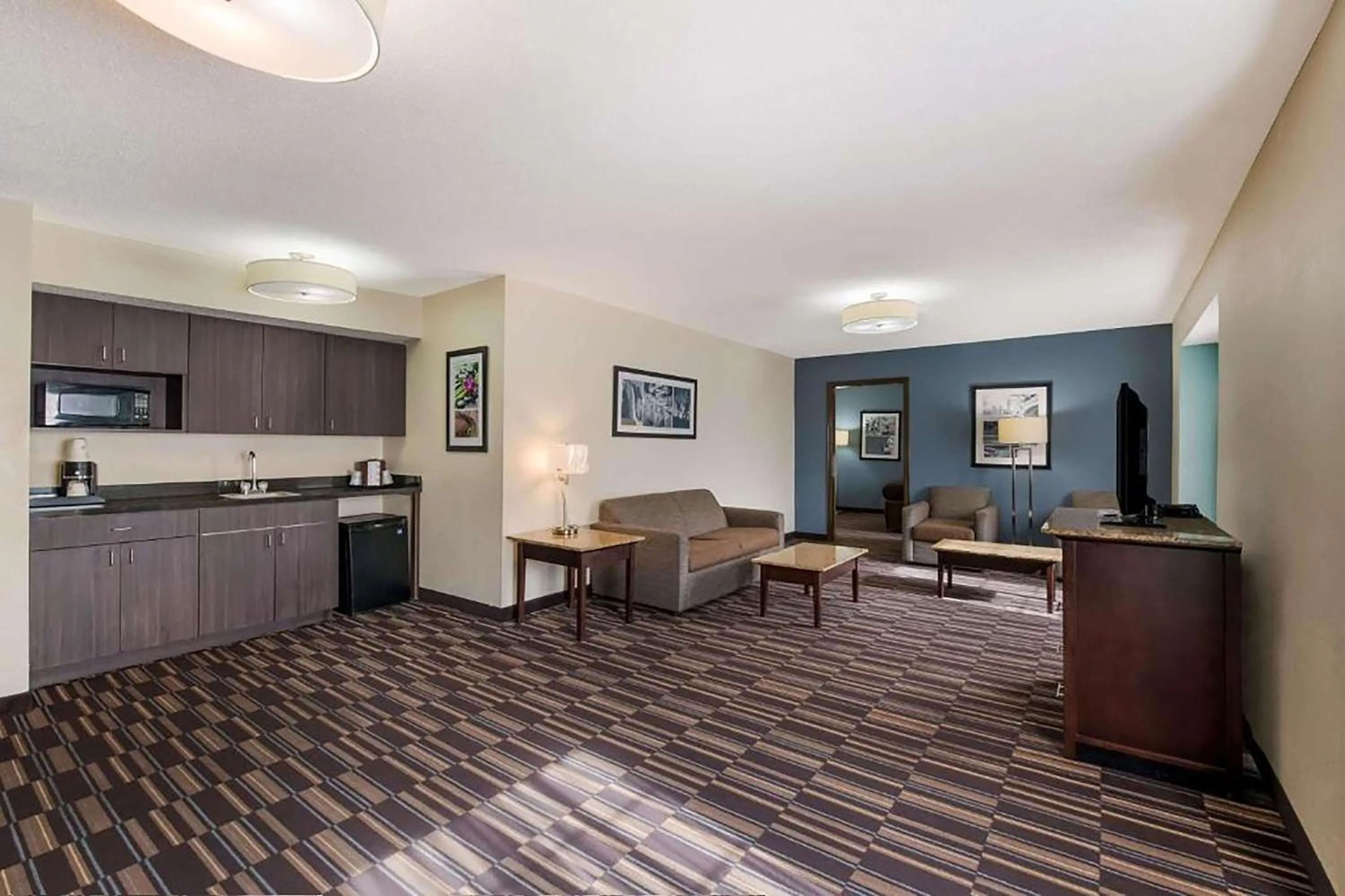 Bedroom in Baymont by Wyndham Elizabeth City