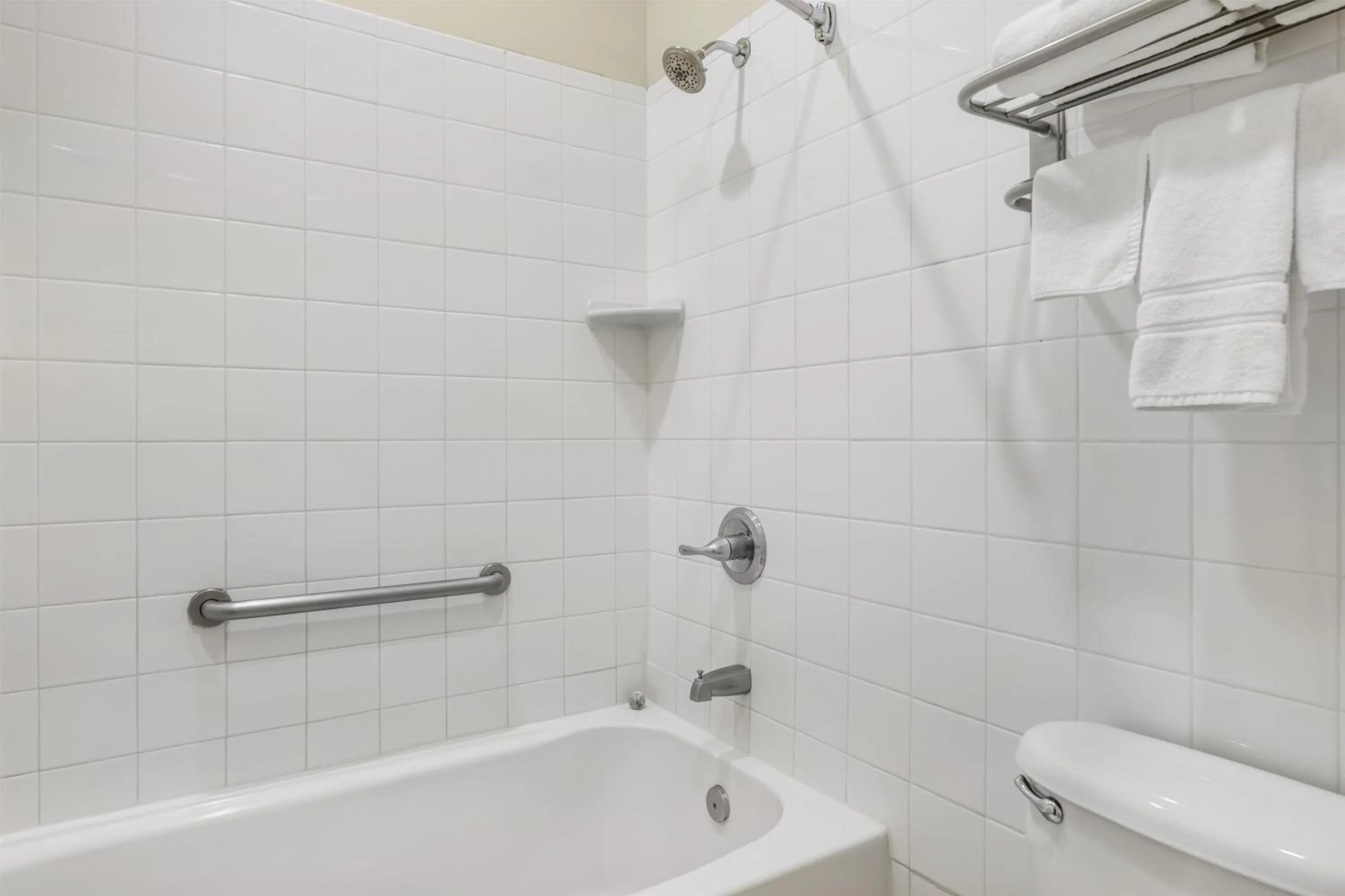 Bathroom in Best Western Plus Swiss Chalet Hotel & Suites