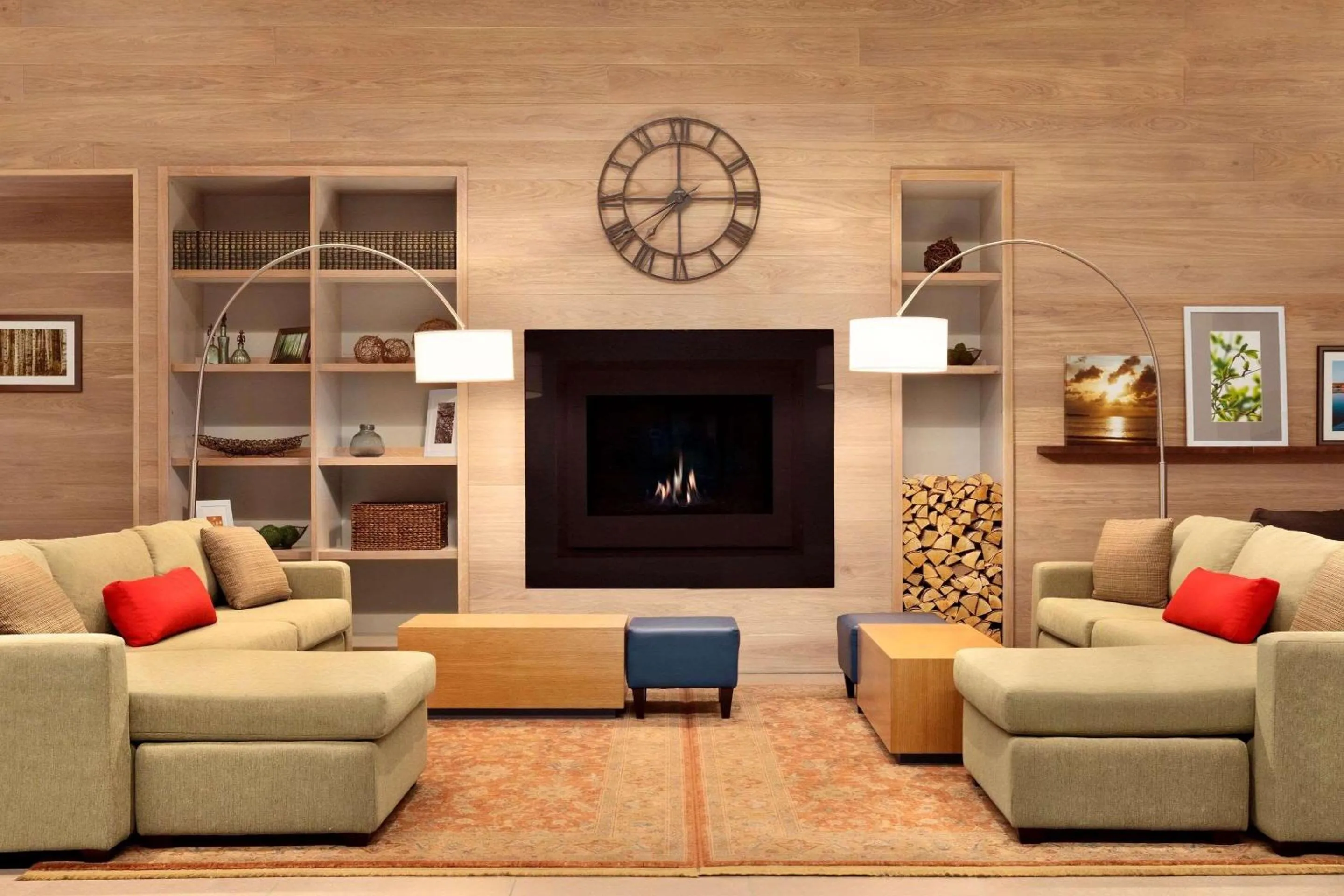 Lobby or reception in Country Inn & Suites by Radisson Roseville - St Paul