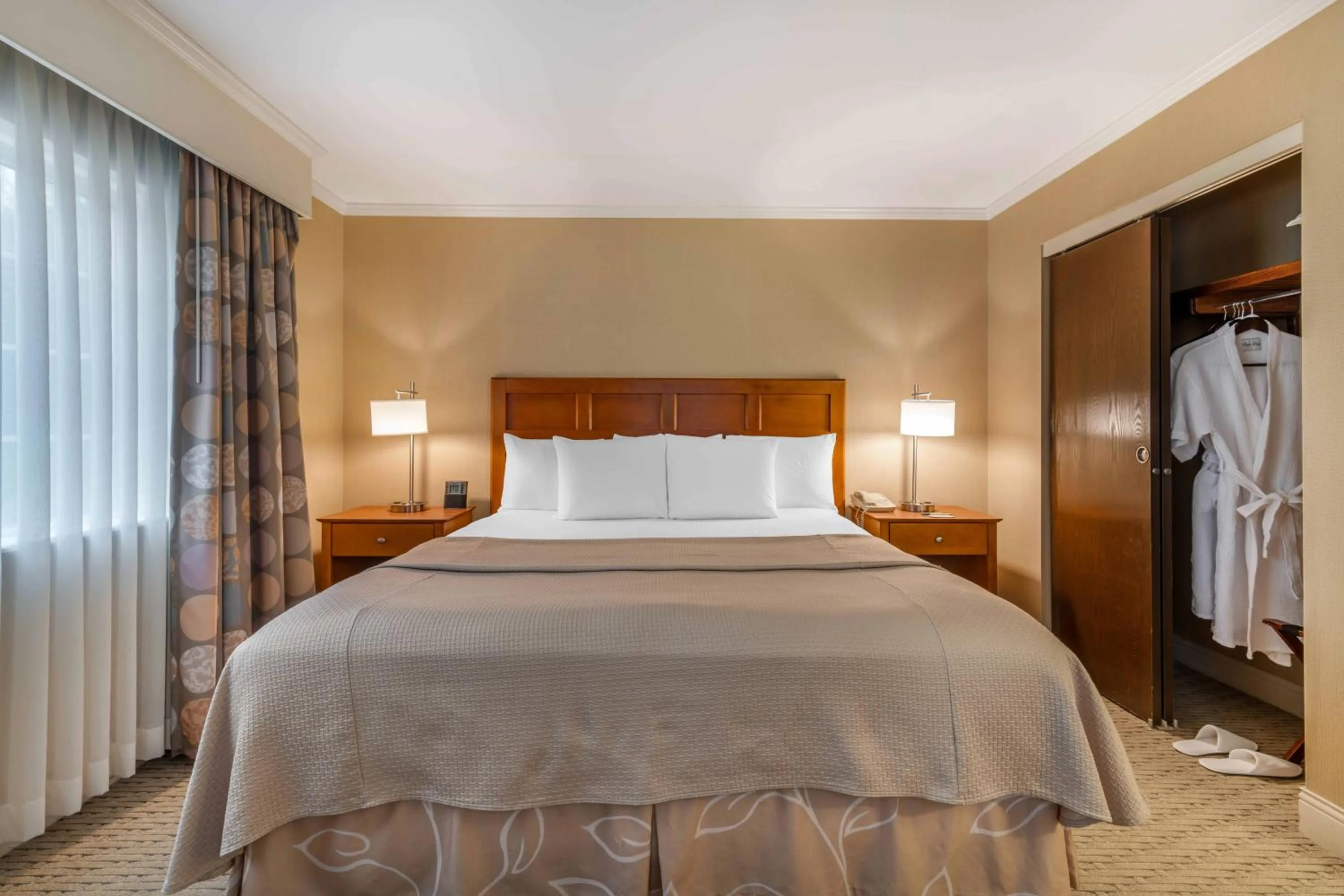 Bed in Gorges Grant Hotel