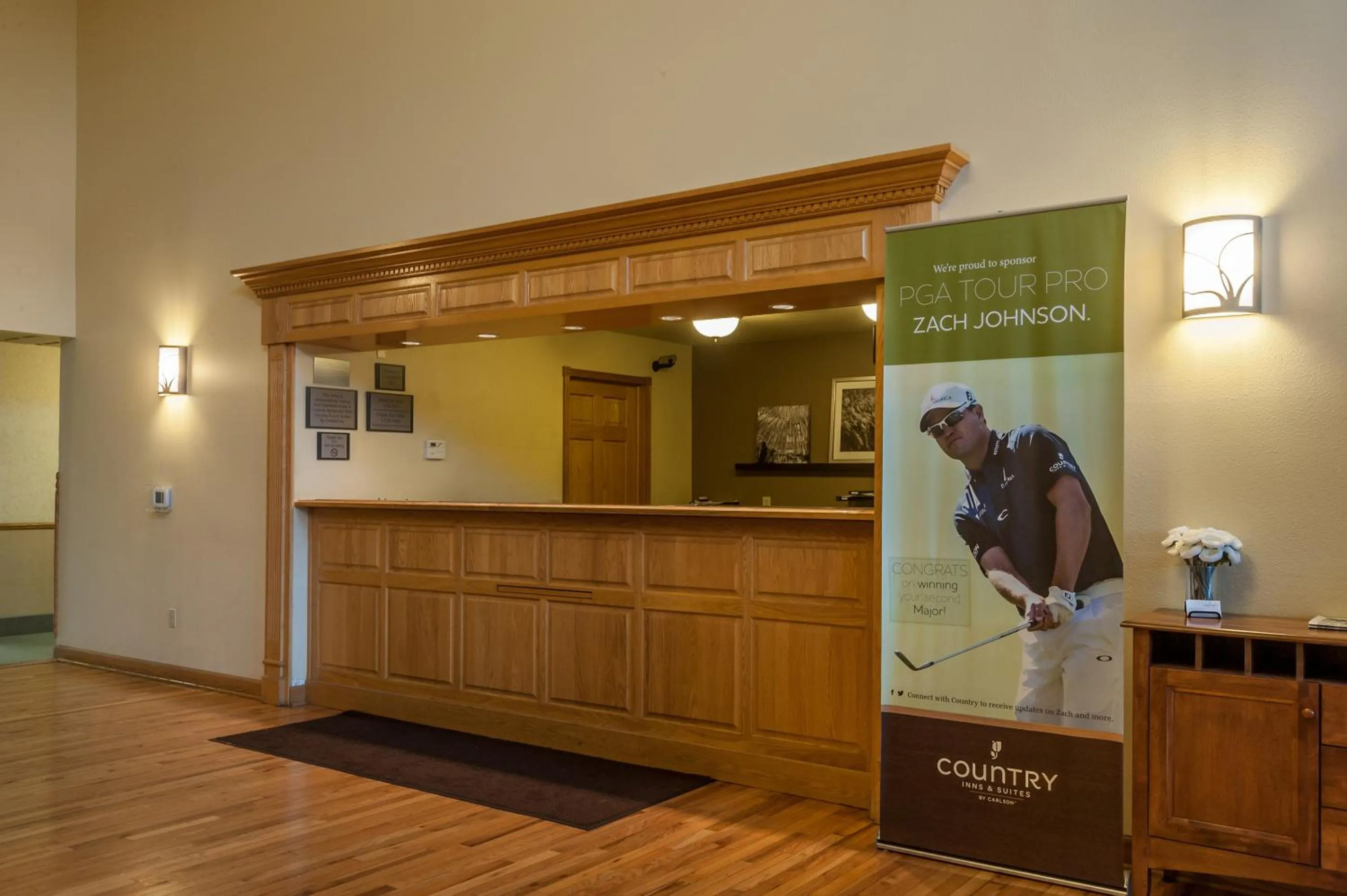 Lobby or reception in Country Inn & Suites by Radisson, Milwaukee Airport, WI
